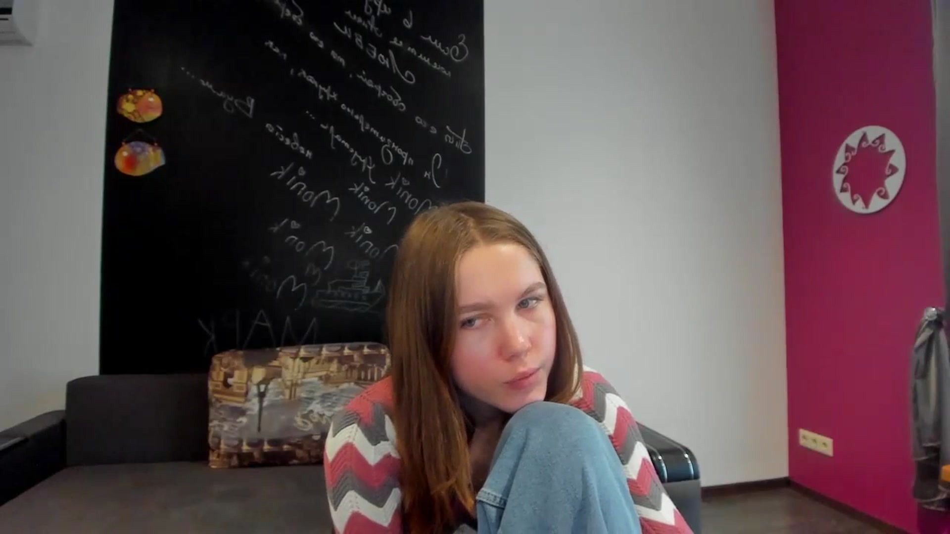 Gallery image thumbnail from Kate_Lewis's myfreecams stream on, 11/12/2023, 11:11 image 7 of 20