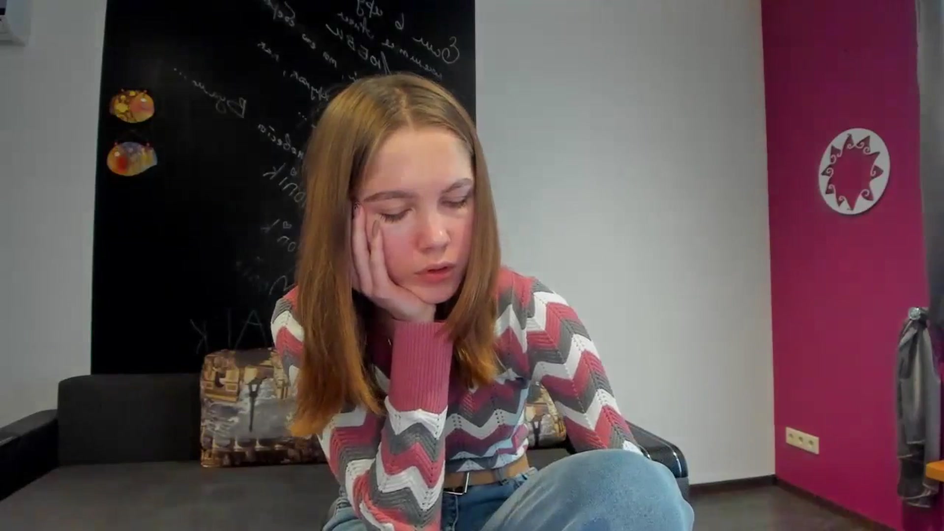 Gallery image thumbnail from Kate_Lewis's myfreecams stream on, 11/12/2023, 11:11 image 19 of 20