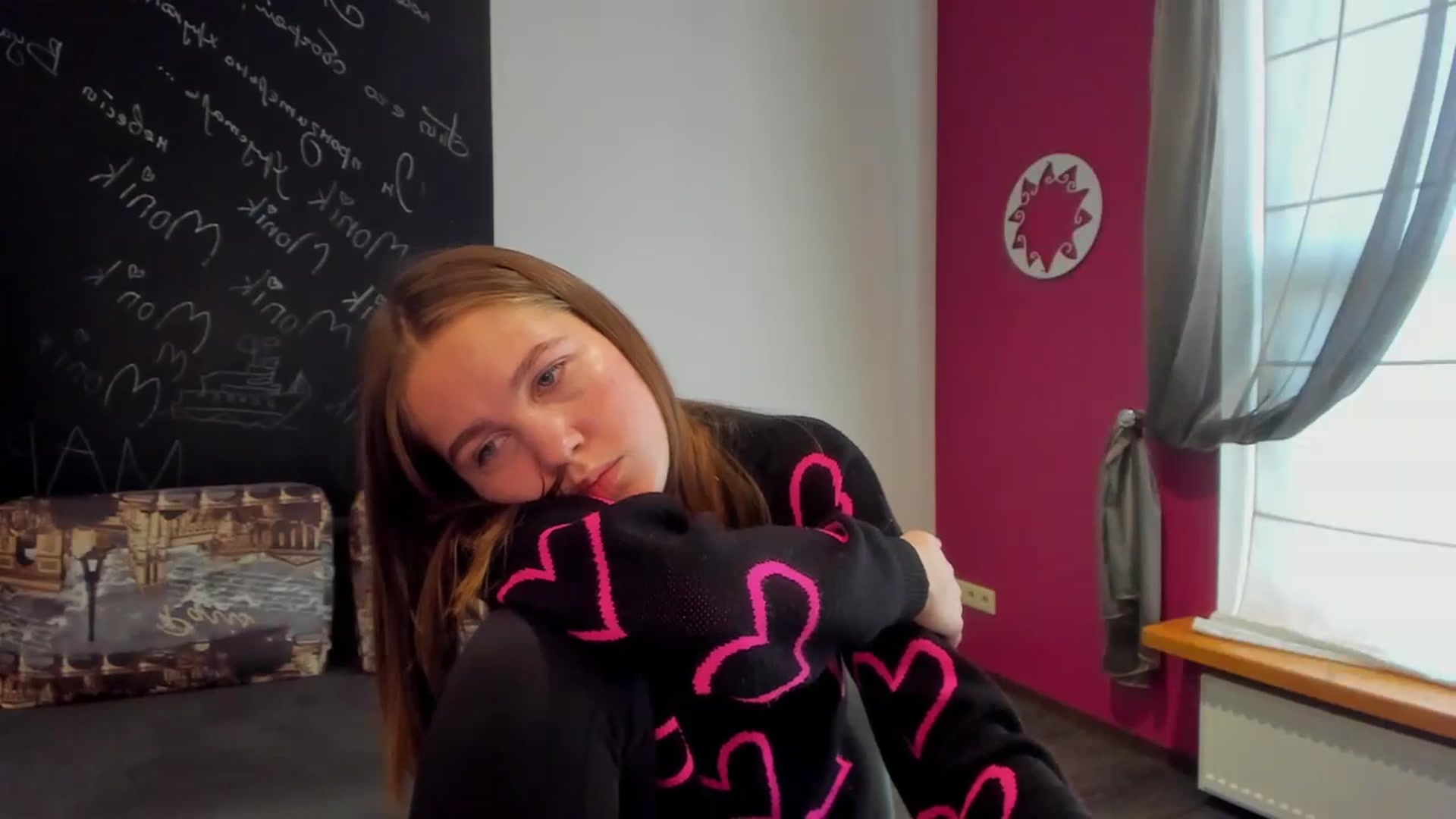 Gallery image thumbnail from Kate_Lewis's myfreecams stream on, 11/13/2023, 09:19 image 10 of 20