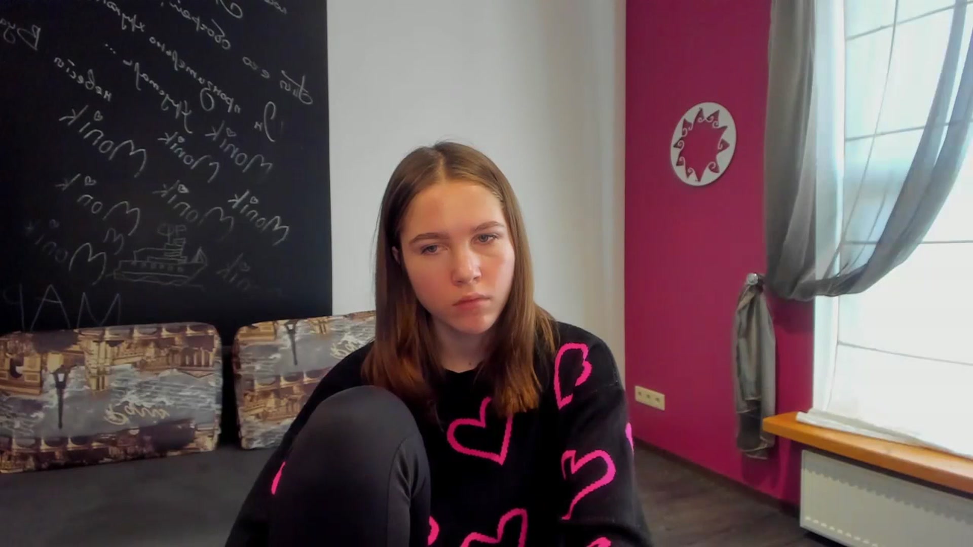 Gallery image thumbnail from Kate_Lewis's myfreecams stream on, 11/13/2023, 09:19 image 5 of 20