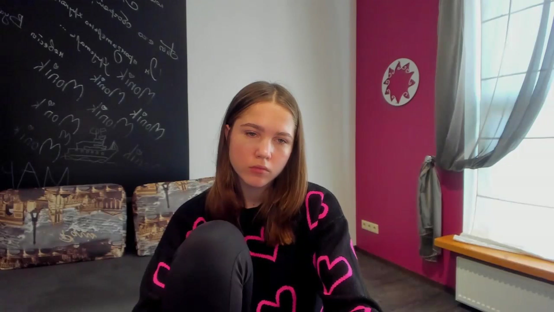 Gallery image thumbnail from Kate_Lewis's myfreecams stream on, 11/13/2023, 09:19 image 4 of 20