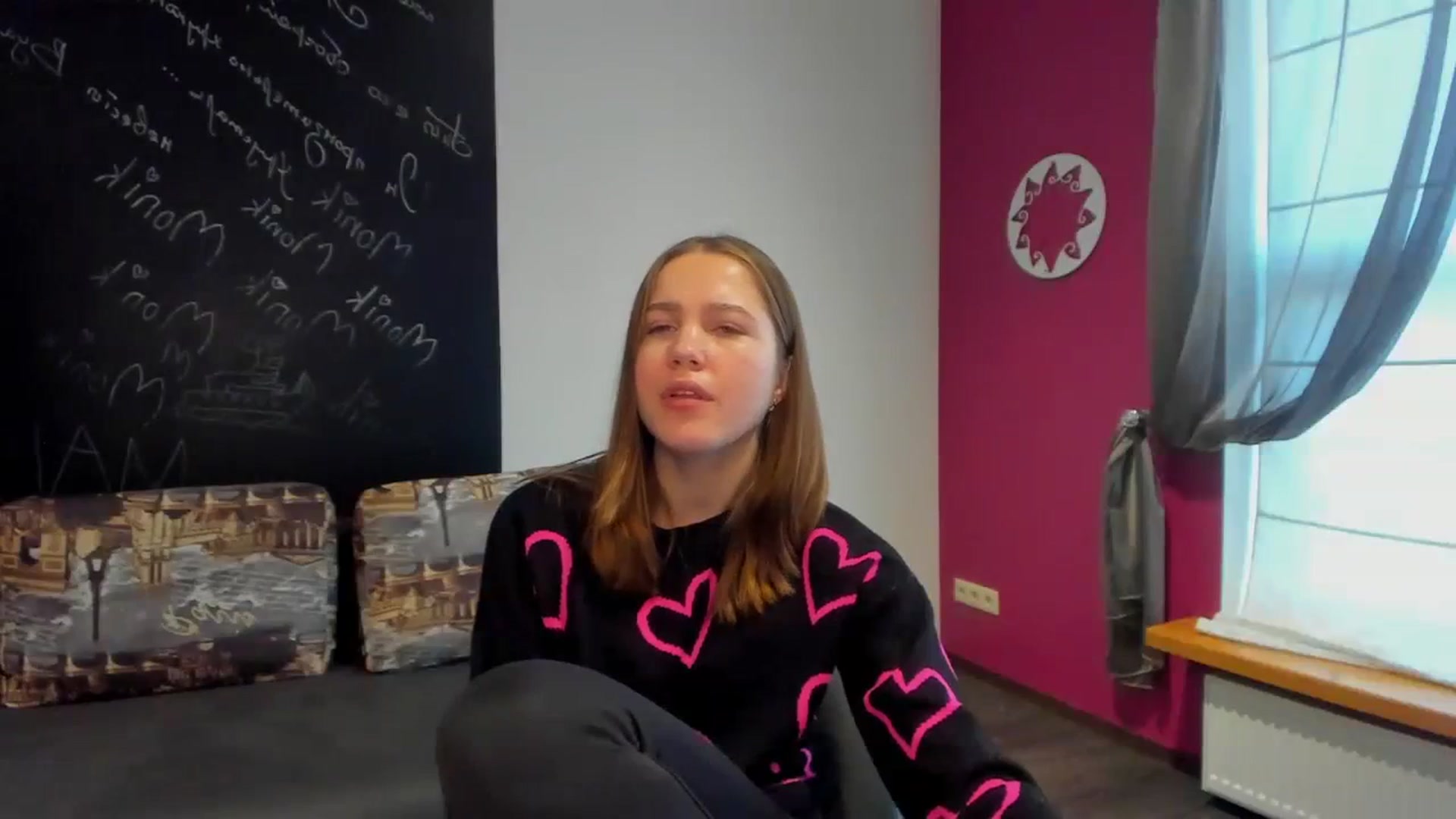 Gallery image thumbnail from Kate_Lewis's myfreecams stream on, 11/13/2023, 10:17 image 4 of 20