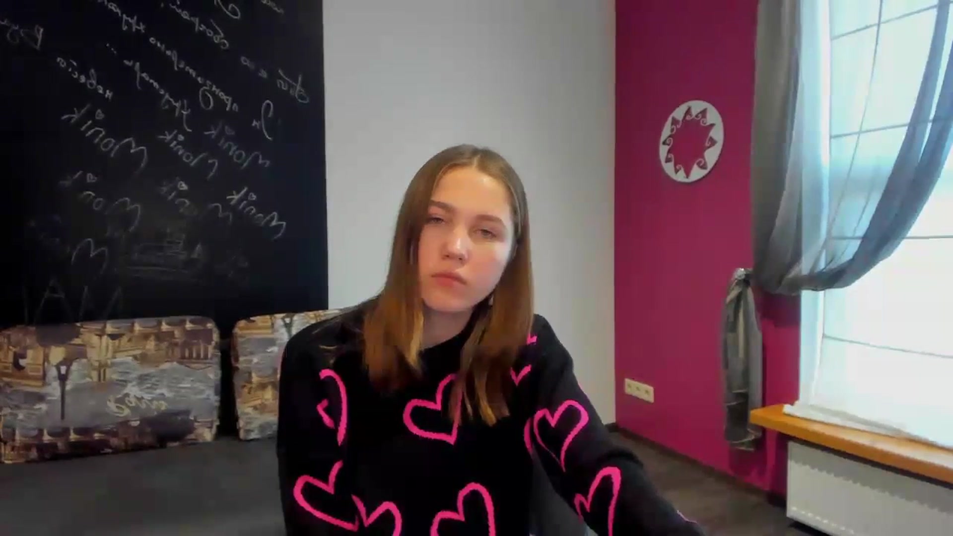 Gallery image thumbnail from Kate_Lewis's myfreecams stream on, 11/13/2023, 10:17 image 16 of 20