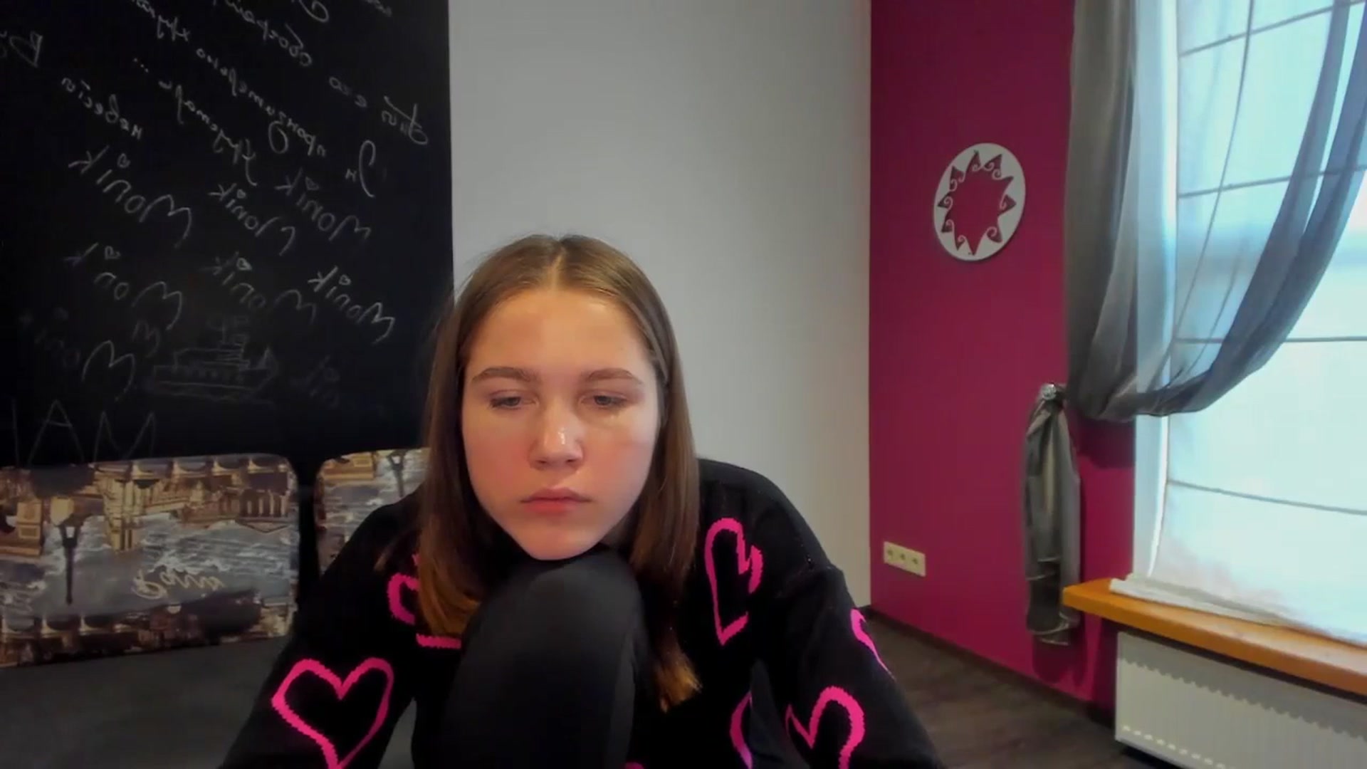 Gallery image thumbnail from Kate_Lewis's myfreecams stream on, 11/13/2023, 10:34 image 8 of 20