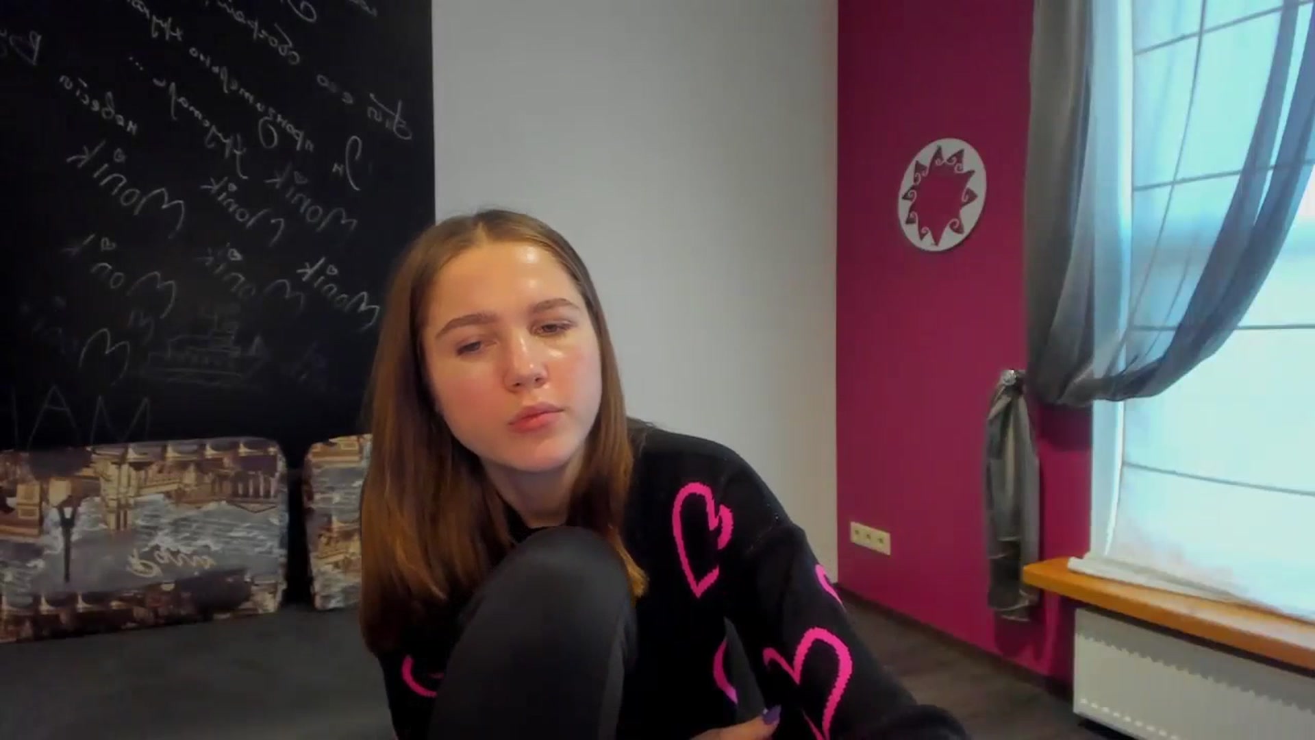 Gallery image thumbnail from Kate_Lewis's myfreecams stream on, 11/13/2023, 10:34 image 15 of 20