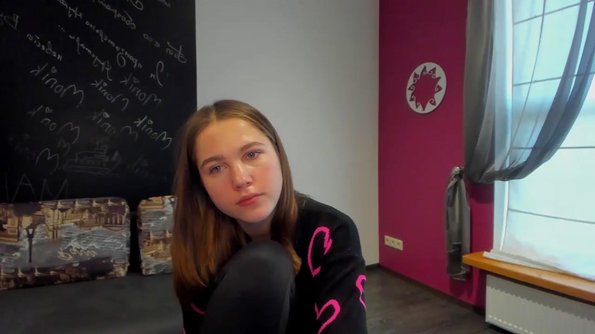 Gallery image thumbnail from Kate_Lewis's myfreecams stream on, 11/13/2023, 10:34 image 14 of 20