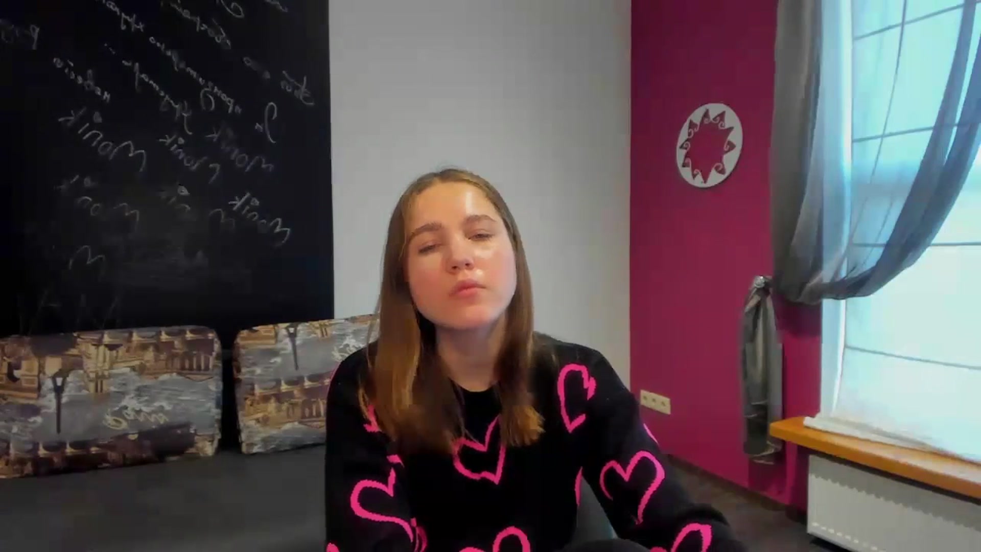 Gallery image thumbnail from Kate_Lewis's myfreecams stream on, 11/13/2023, 11:17 image 12 of 20