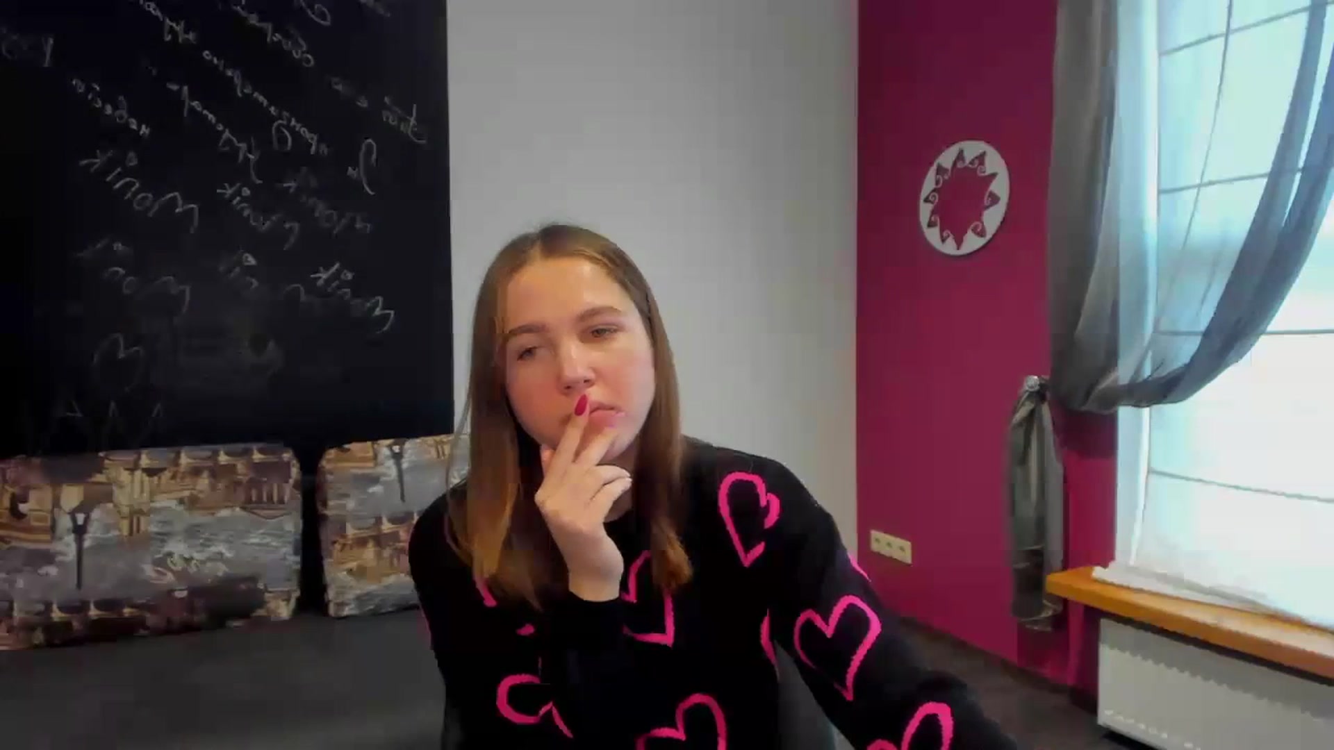 Gallery image thumbnail from Kate_Lewis's myfreecams stream on, 11/13/2023, 11:17 image 14 of 20