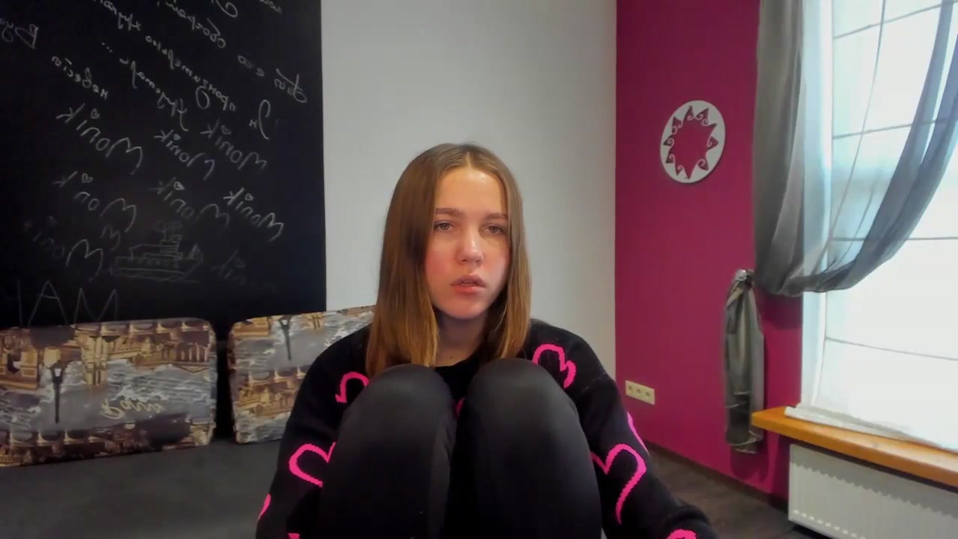 Gallery image thumbnail from Kate_Lewis's myfreecams stream on, 11/13/2023, 11:17 image 20 of 20