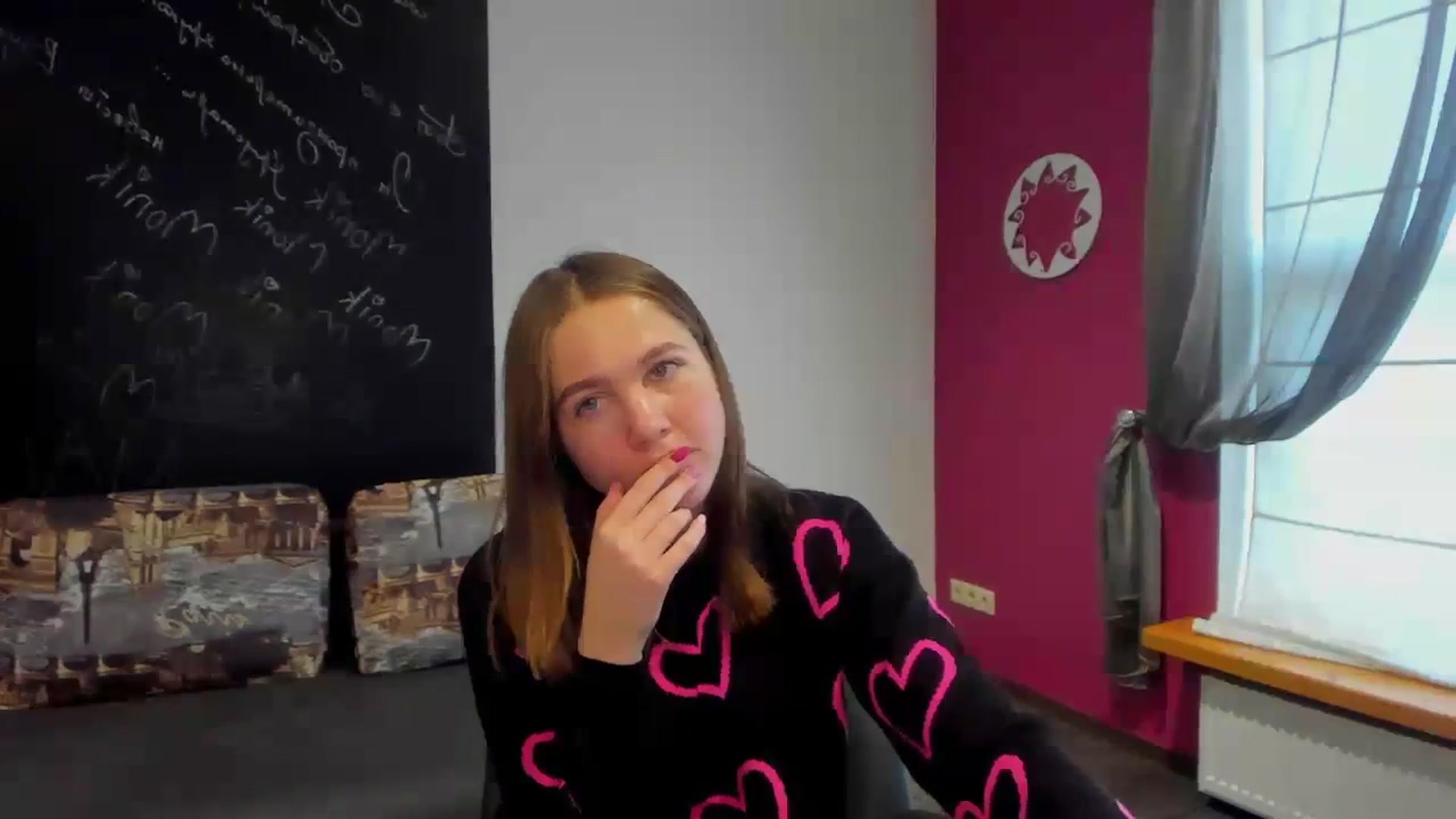 Gallery image thumbnail from Kate_Lewis's myfreecams stream on, 11/13/2023, 11:17 image 13 of 20