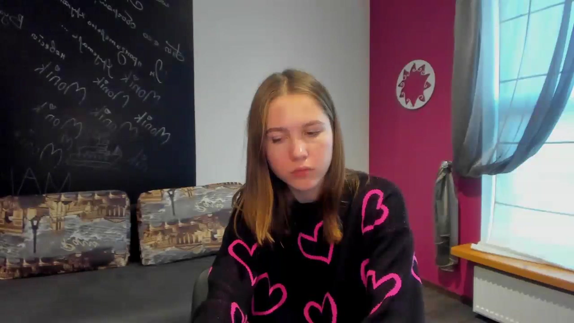 Gallery image thumbnail from Kate_Lewis's myfreecams stream on, 11/13/2023, 11:17 image 5 of 20