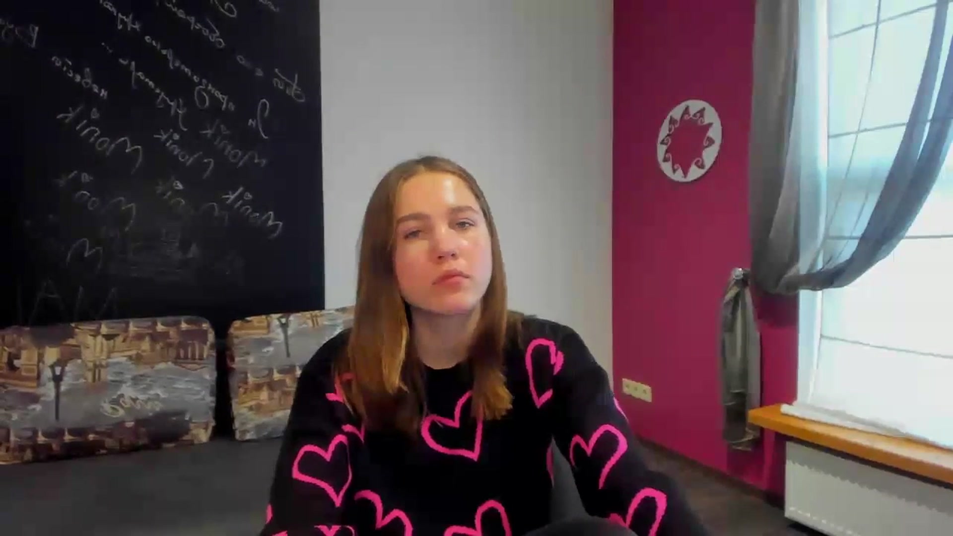 Gallery image thumbnail from Kate_Lewis's myfreecams stream on, 11/13/2023, 11:17 image 10 of 20