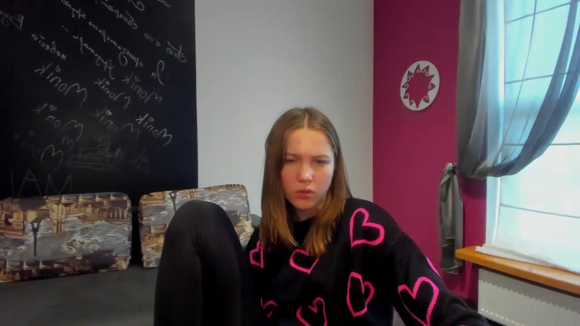 Gallery image thumbnail from Kate_Lewis's myfreecams stream on, 11/13/2023, 11:17 image 3 of 20