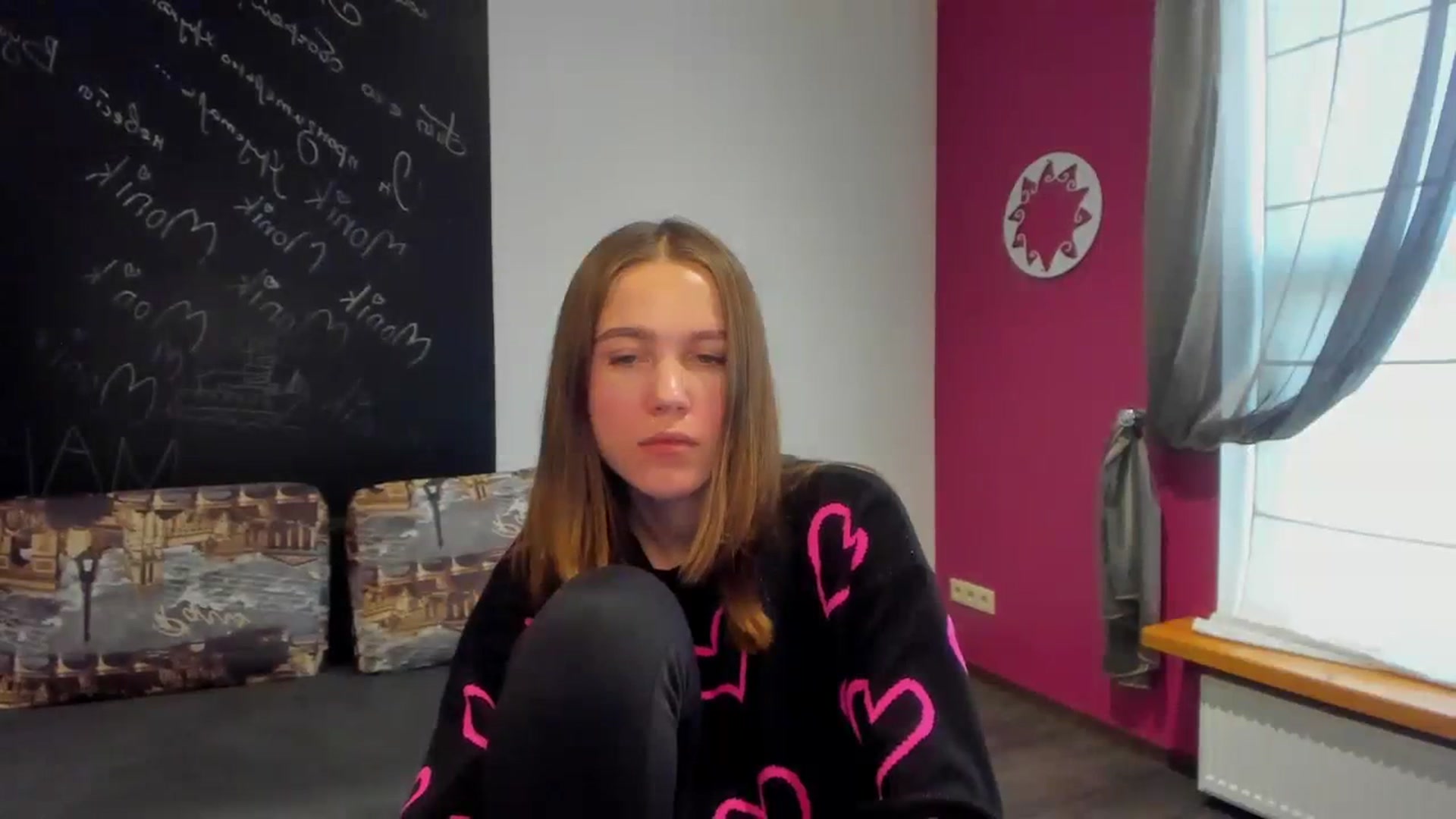 Gallery image thumbnail from Kate_Lewis's myfreecams stream on, 11/13/2023, 11:32 image 13 of 20