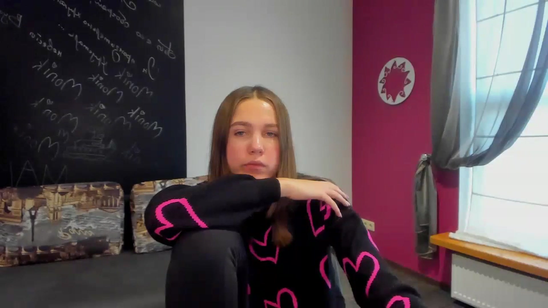 Gallery image thumbnail from Kate_Lewis's myfreecams stream on, 11/13/2023, 11:32 image 17 of 20