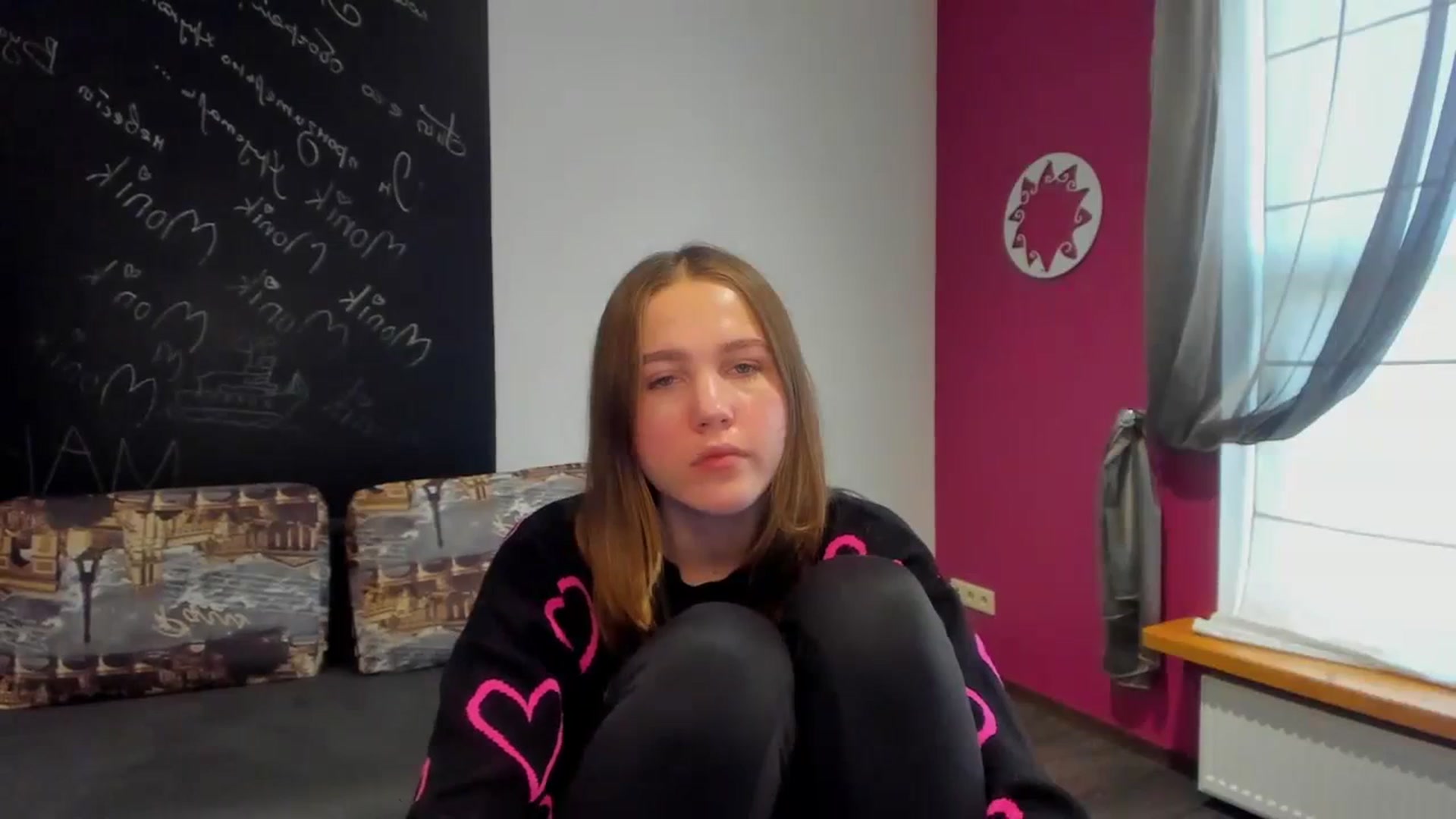 Gallery image thumbnail from Kate_Lewis's myfreecams stream on, 11/13/2023, 11:32 image 4 of 20