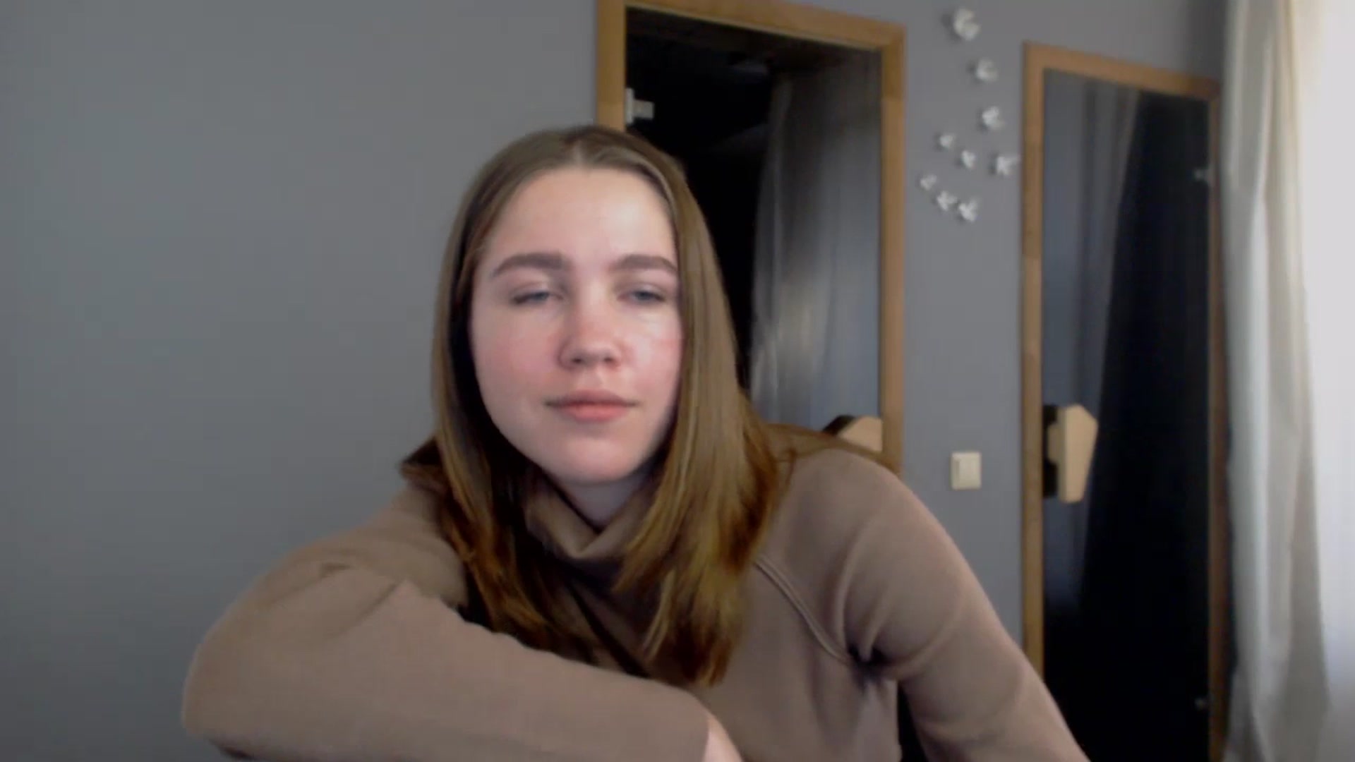 Gallery image thumbnail from Kate_Lewis's myfreecams stream on, 11/14/2023, 09:04 image 5 of 20