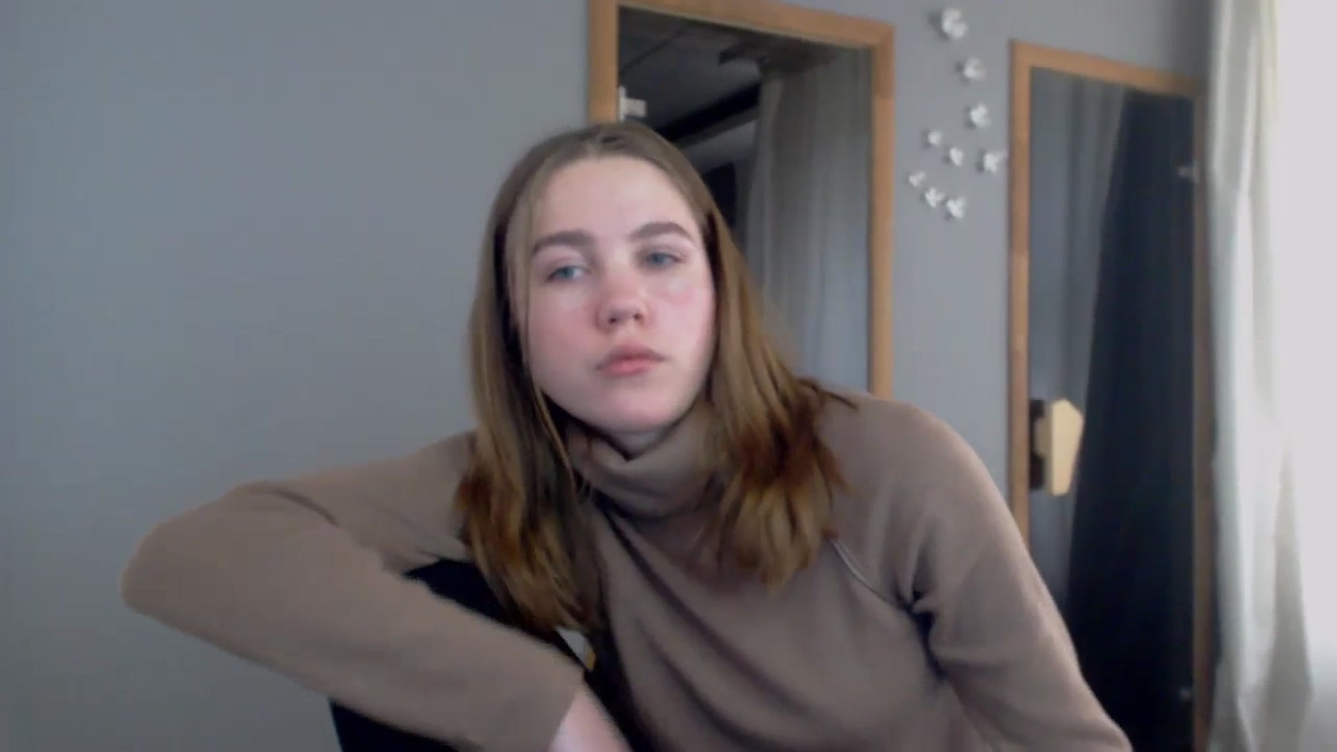 Gallery image thumbnail from Kate_Lewis's myfreecams stream on, 11/14/2023, 09:04 image 13 of 20