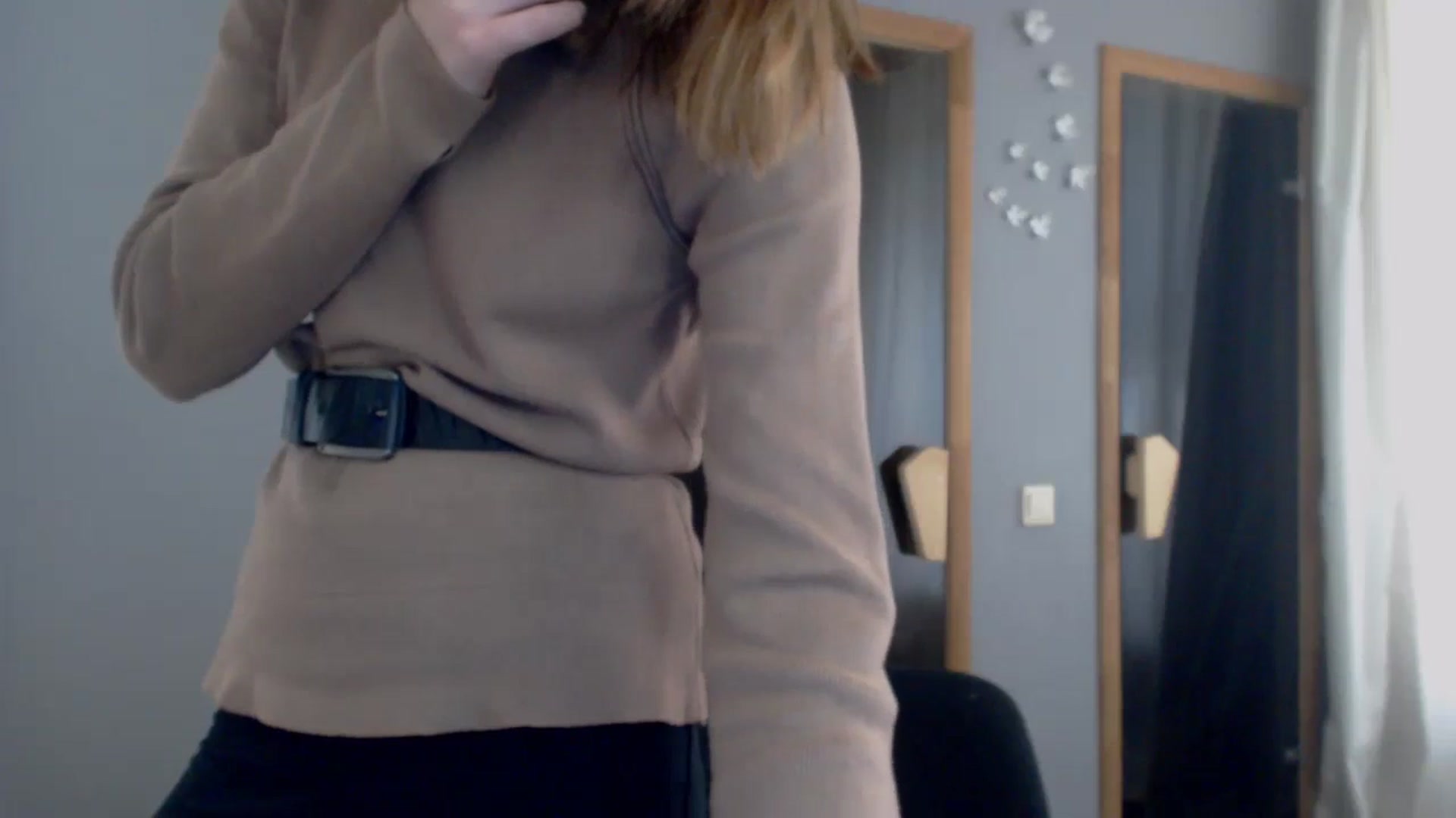 Gallery image thumbnail from Kate_Lewis's myfreecams stream on, 11/14/2023, 09:04 image 12 of 20