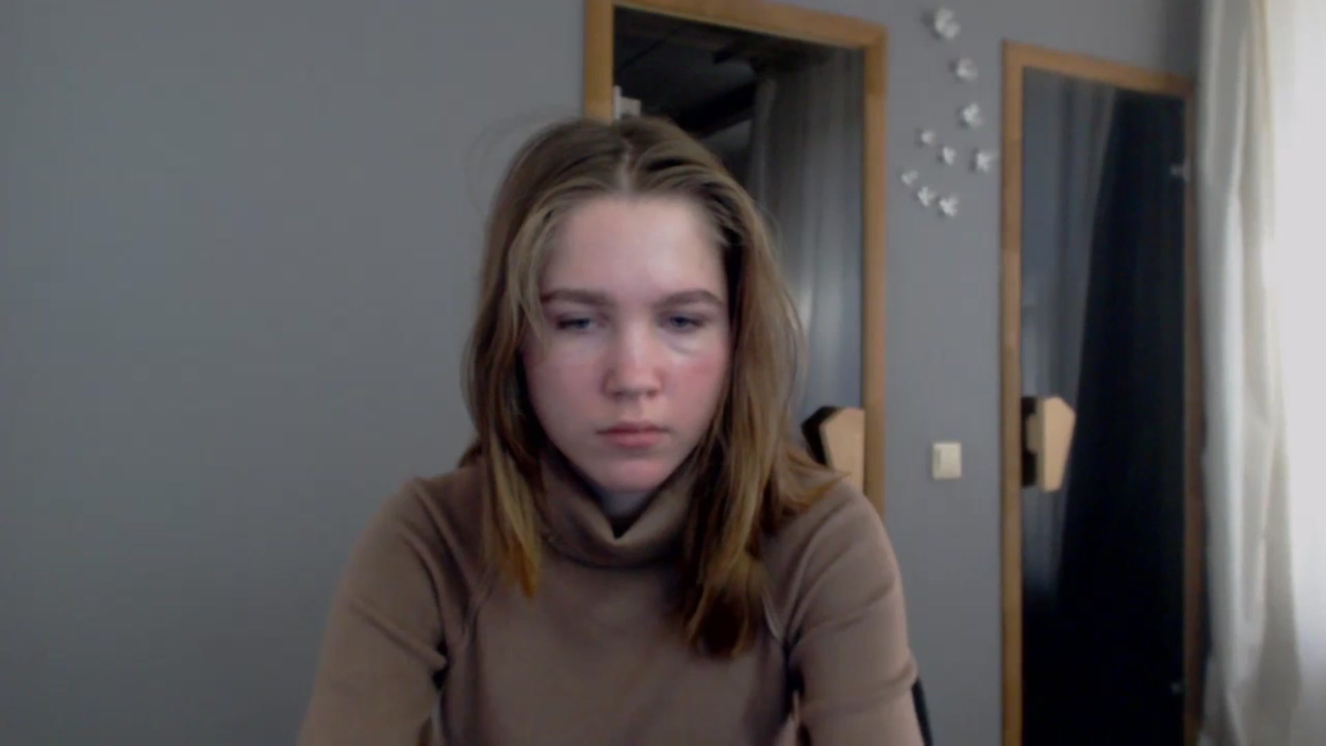 Gallery image thumbnail from Kate_Lewis's myfreecams stream on, 11/14/2023, 09:04 image 8 of 20