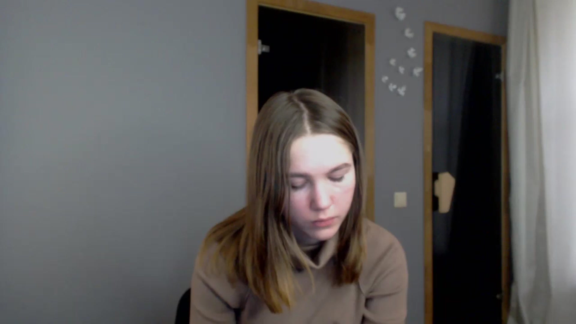 Gallery image thumbnail from Kate_Lewis's myfreecams stream on, 11/14/2023, 12:08 image 10 of 20