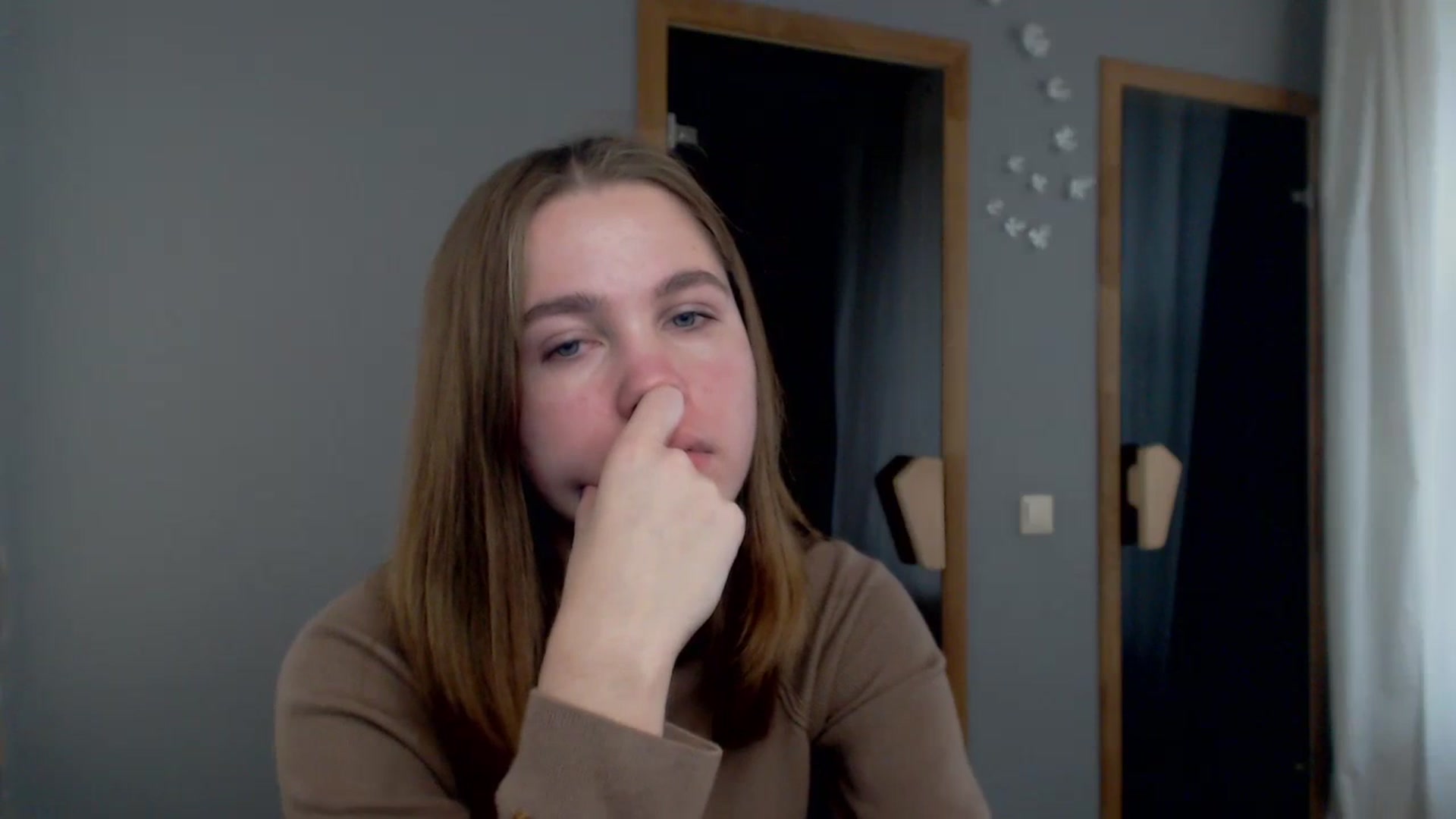Gallery image thumbnail from Kate_Lewis's myfreecams stream on, 11/16/2023, 09:07 image 15 of 20