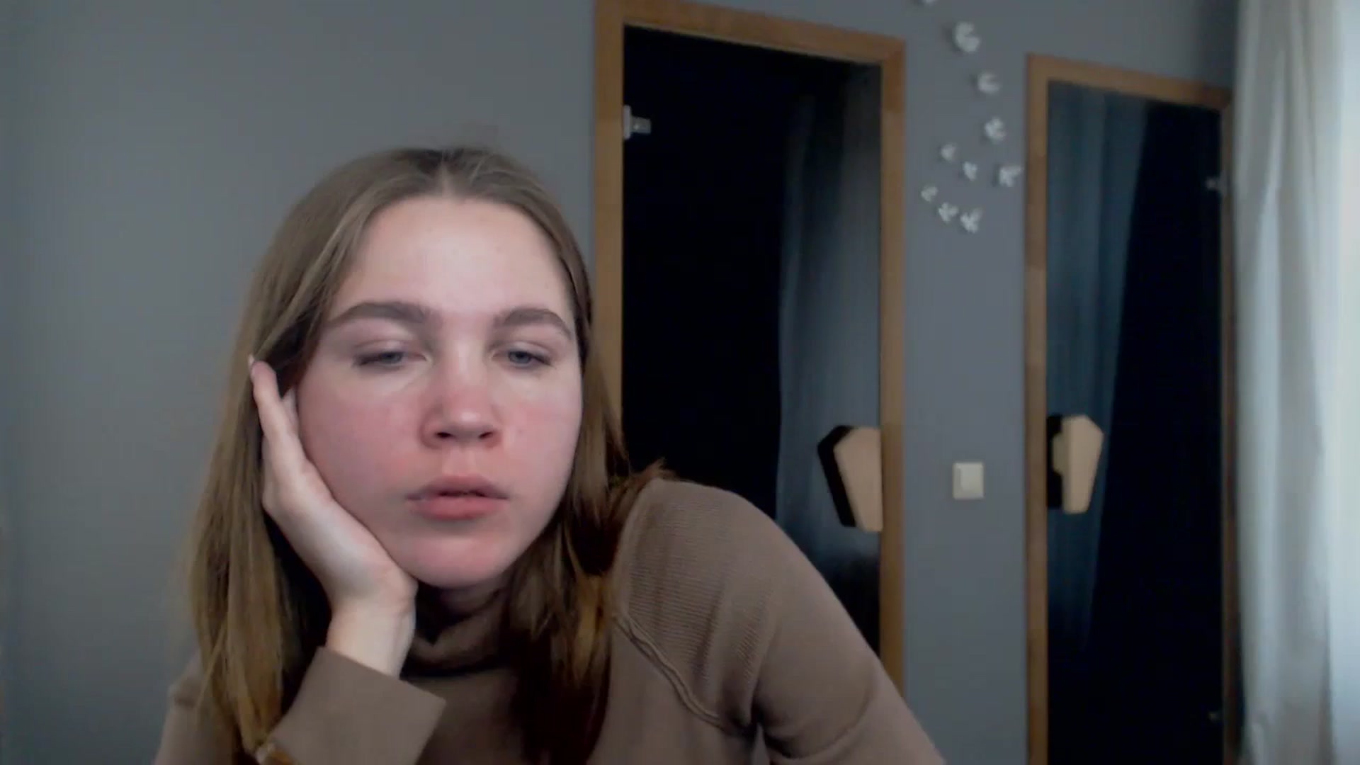 Gallery image thumbnail from Kate_Lewis's myfreecams stream on, 11/16/2023, 09:07 image 1 of 20