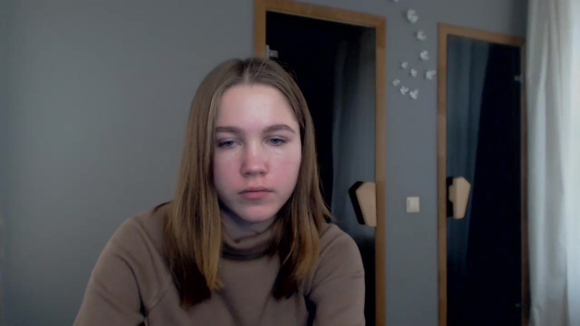 Gallery image thumbnail from Kate_Lewis's myfreecams stream on, 11/16/2023, 09:07 image 5 of 20