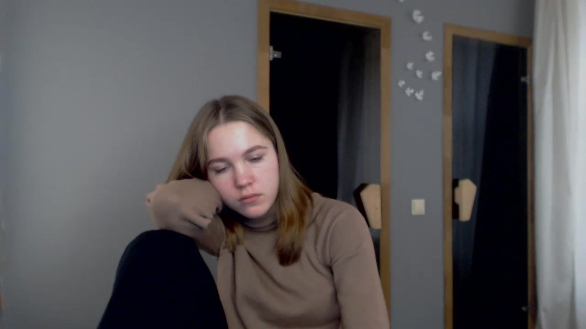Gallery image thumbnail from Kate_Lewis's myfreecams stream on, 11/16/2023, 10:27 image 9 of 20