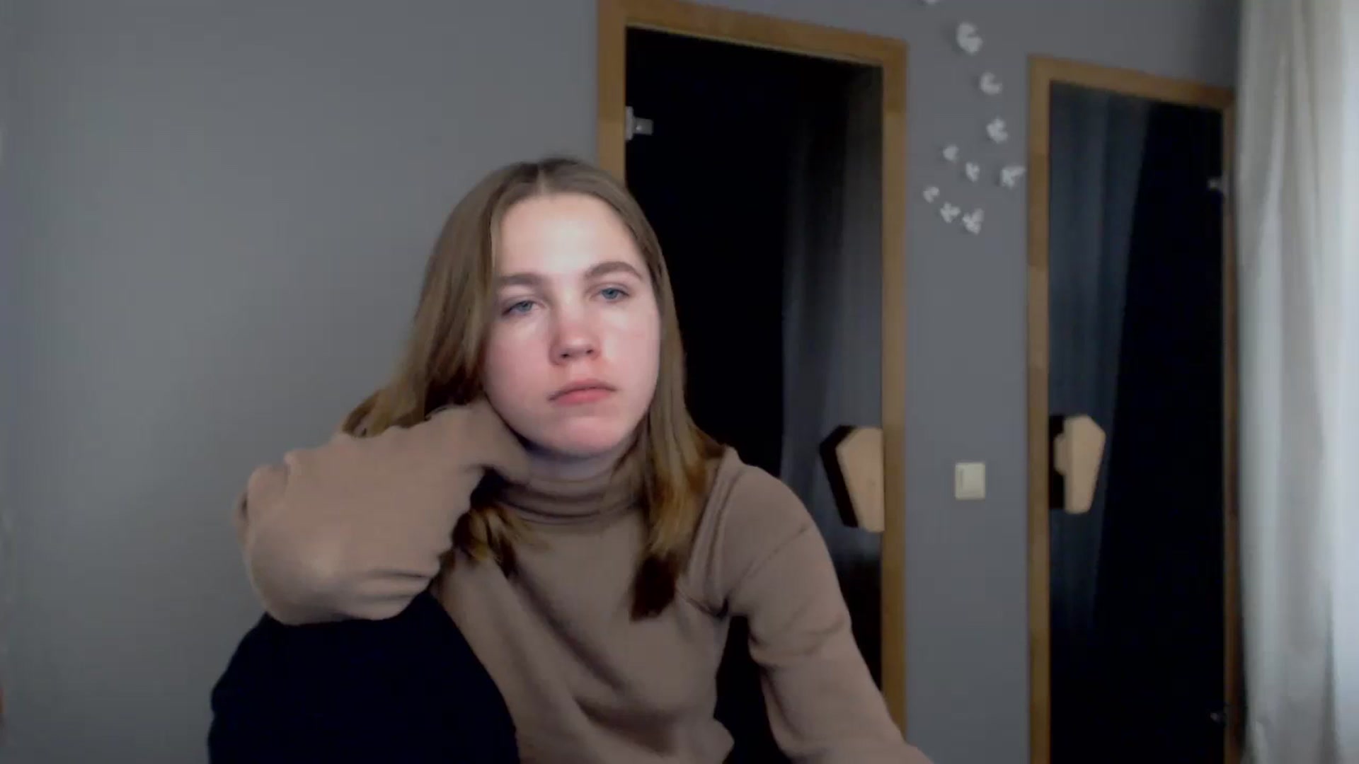 Gallery image thumbnail from Kate_Lewis's myfreecams stream on, 11/16/2023, 10:27 image 14 of 20