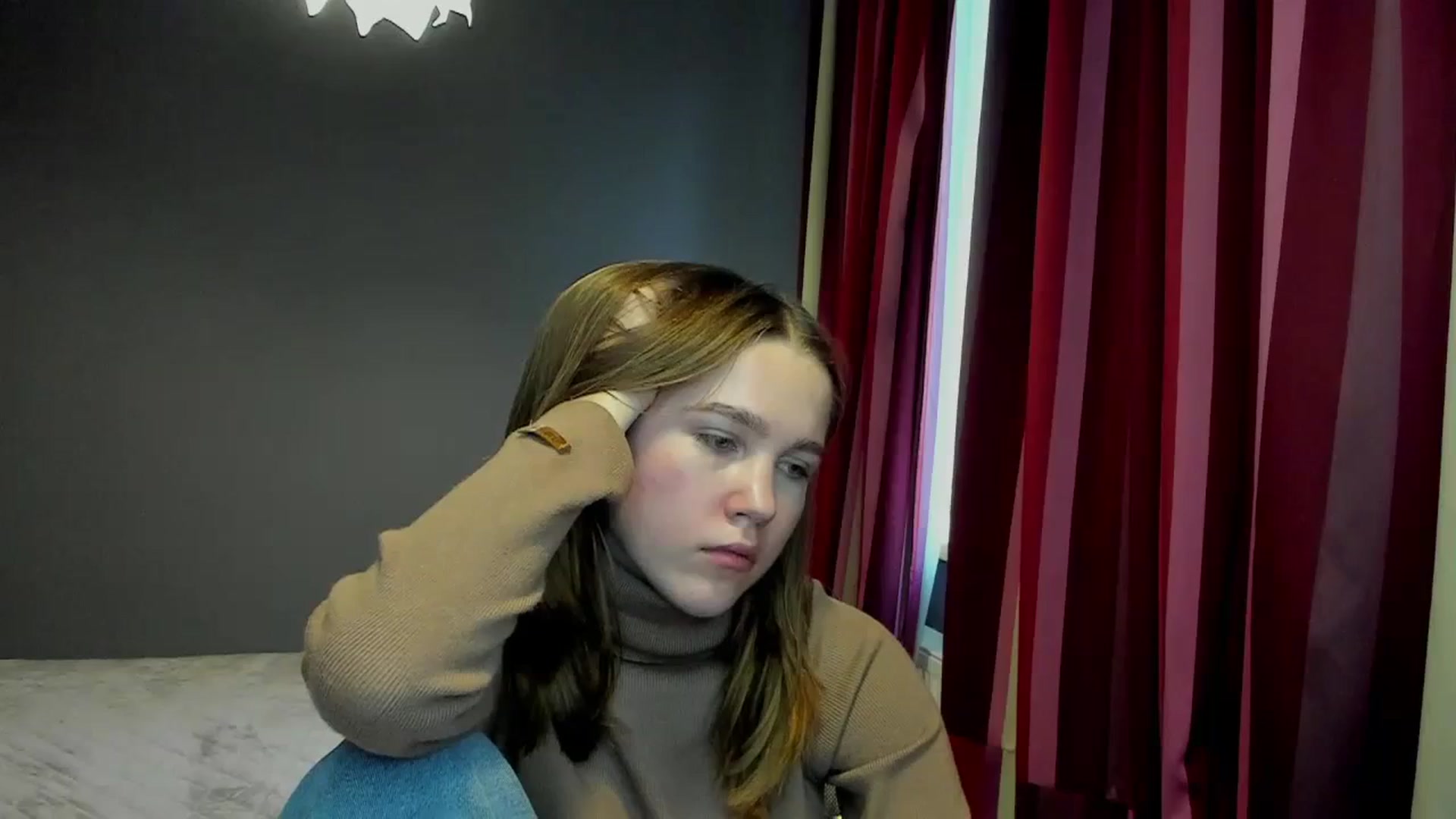 Gallery image thumbnail from Kate_Lewis's myfreecams stream on, 11/17/2023, 11:00 image 1 of 20
