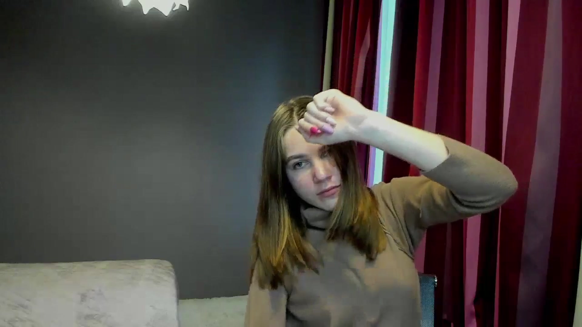 Gallery image thumbnail from Kate_Lewis's myfreecams stream on, 11/17/2023, 12:03 image 14 of 20
