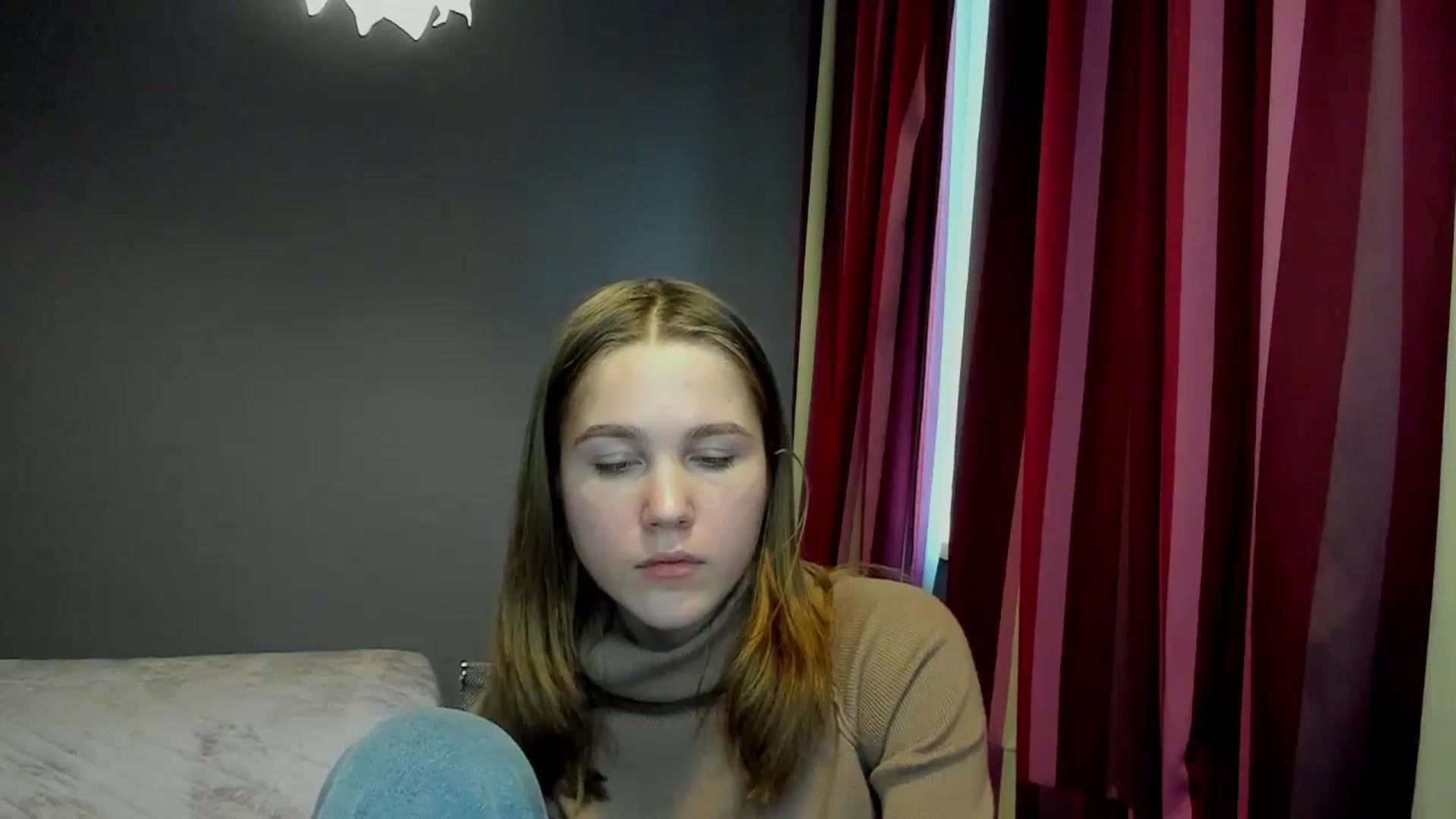 Gallery image thumbnail from Kate_Lewis's myfreecams stream on, 11/17/2023, 12:03 image 1 of 20