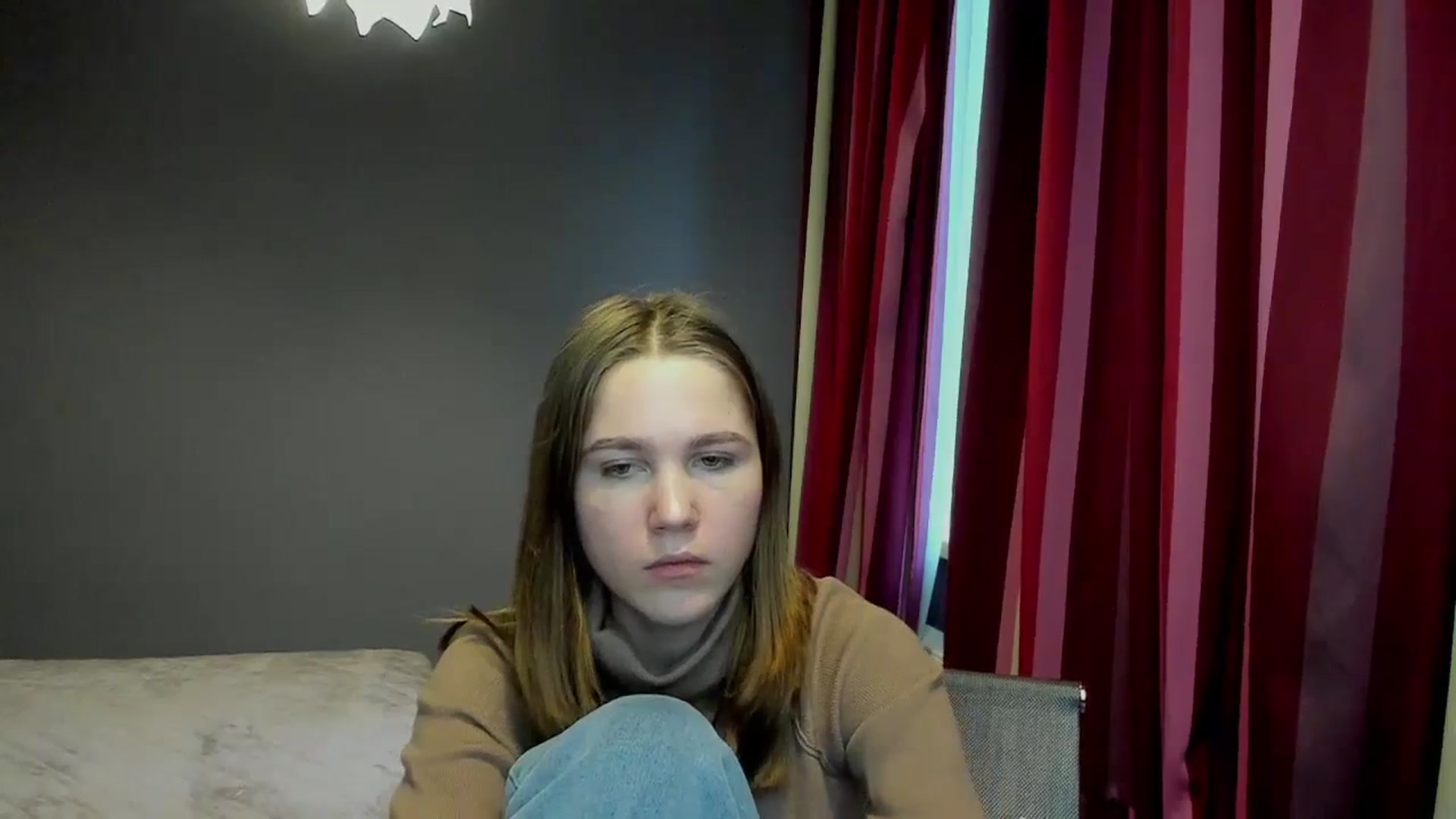 Gallery image thumbnail from Kate_Lewis's myfreecams stream on, 11/17/2023, 12:03 image 9 of 20