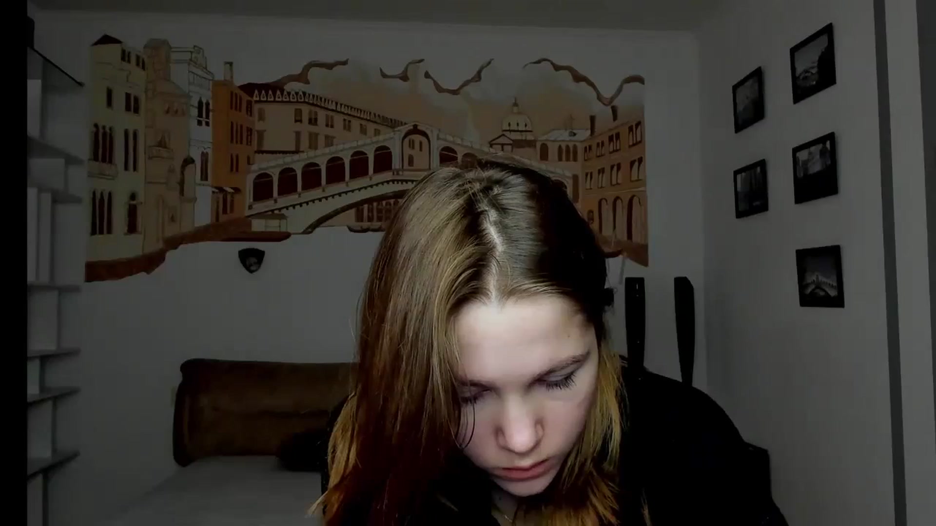 Gallery image thumbnail from Kate_Lewis's myfreecams stream on, 11/20/2023, 07:53 image 19 of 20