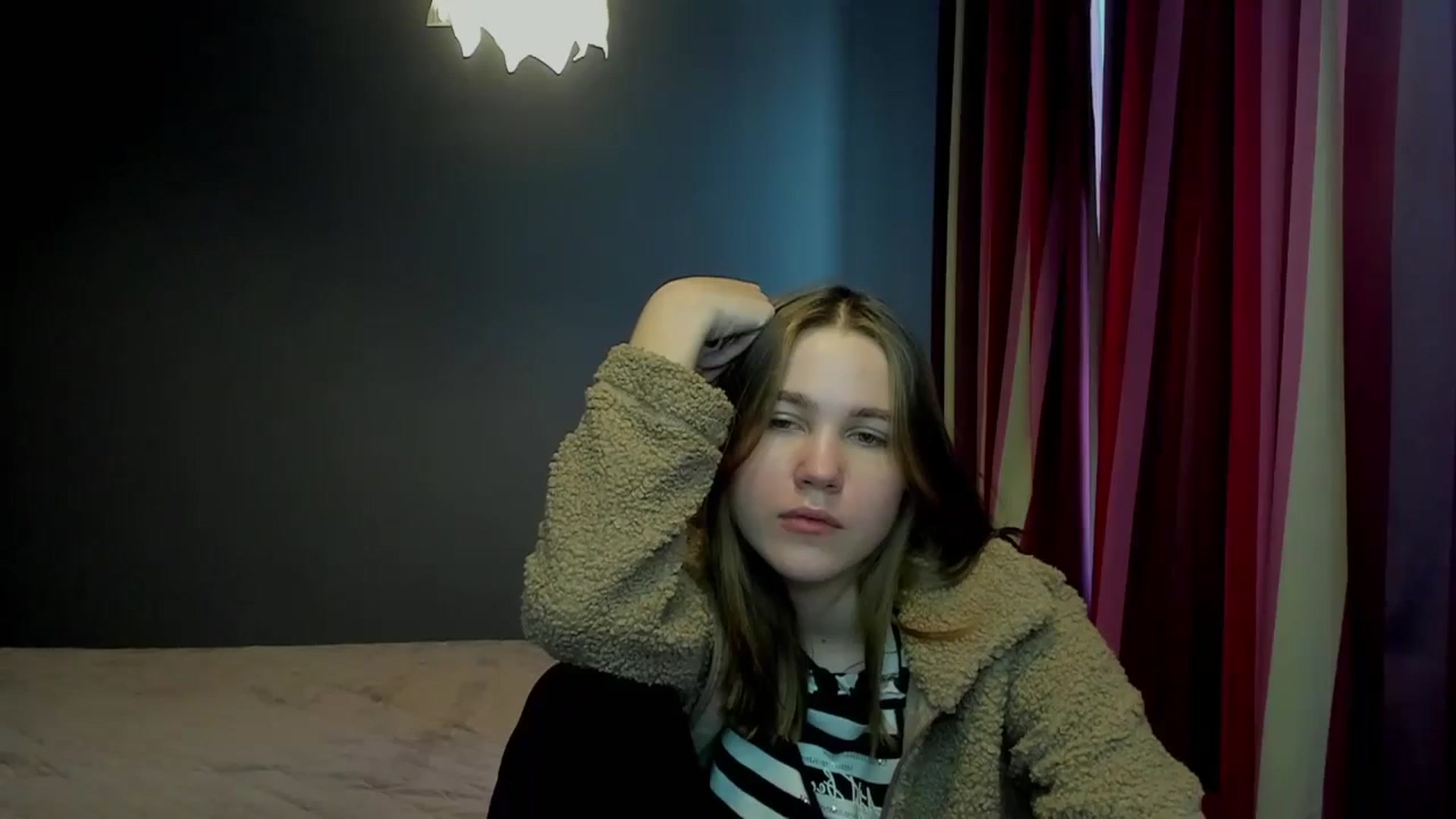 Gallery image thumbnail from Kate_Lewis's myfreecams stream on, 11/21/2023, 10:16 image 1 of 20