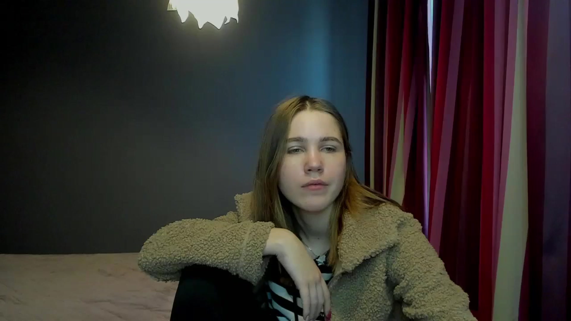 Gallery image thumbnail from Kate_Lewis's myfreecams stream on, 11/21/2023, 10:16 image 11 of 20