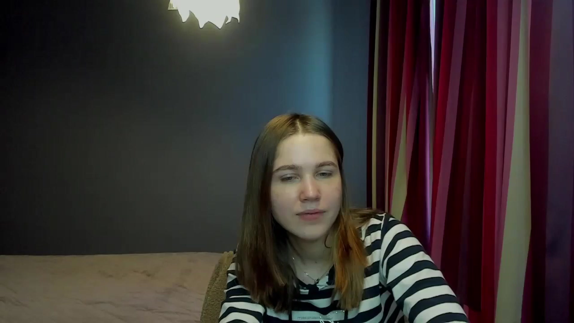 Gallery image thumbnail from Kate_Lewis's myfreecams stream on, 11/21/2023, 10:42 image 19 of 20