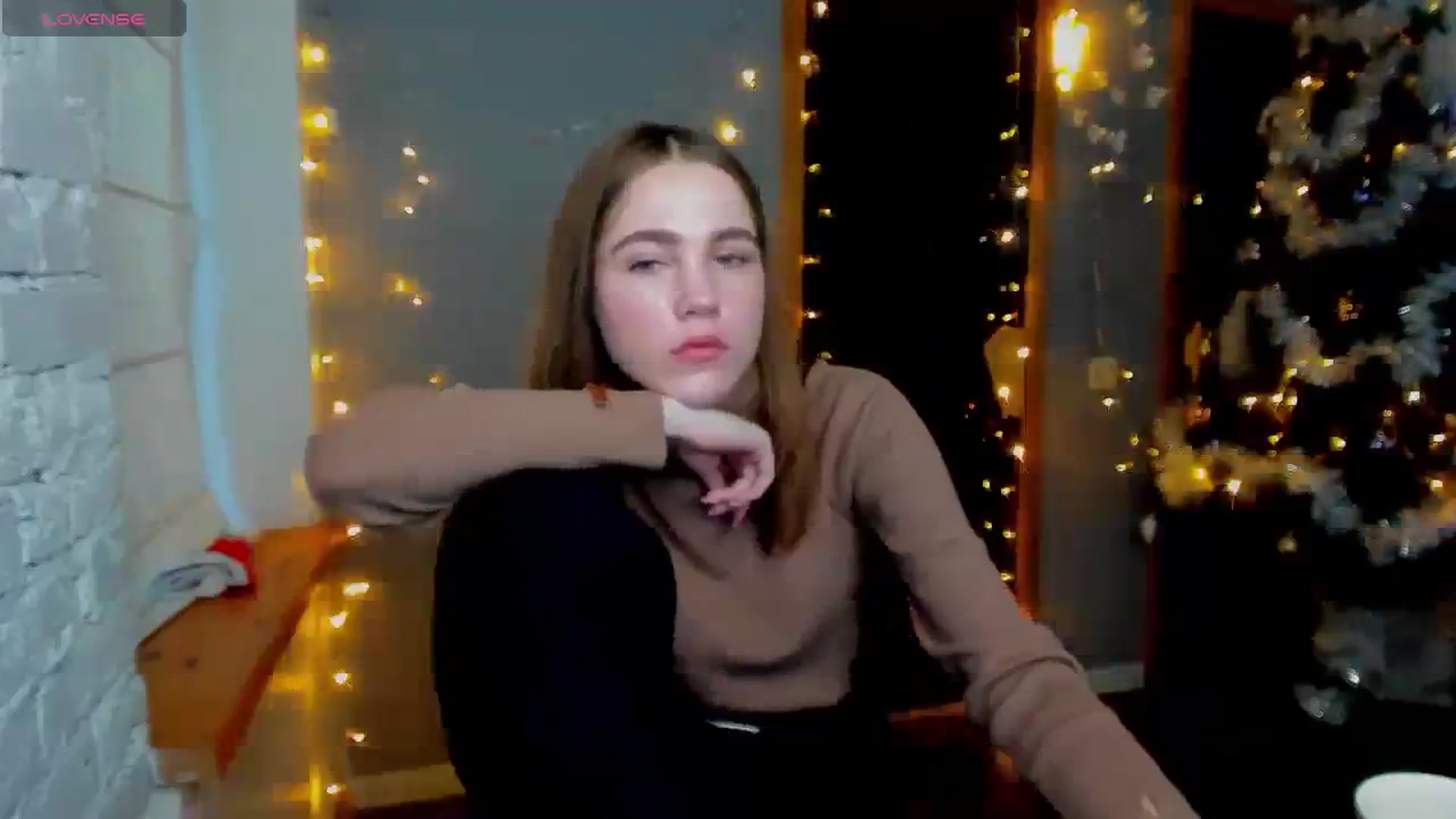 Gallery image thumbnail from Kate_Lewis's myfreecams stream on, 11/30/2023, 14:16 image 6 of 20