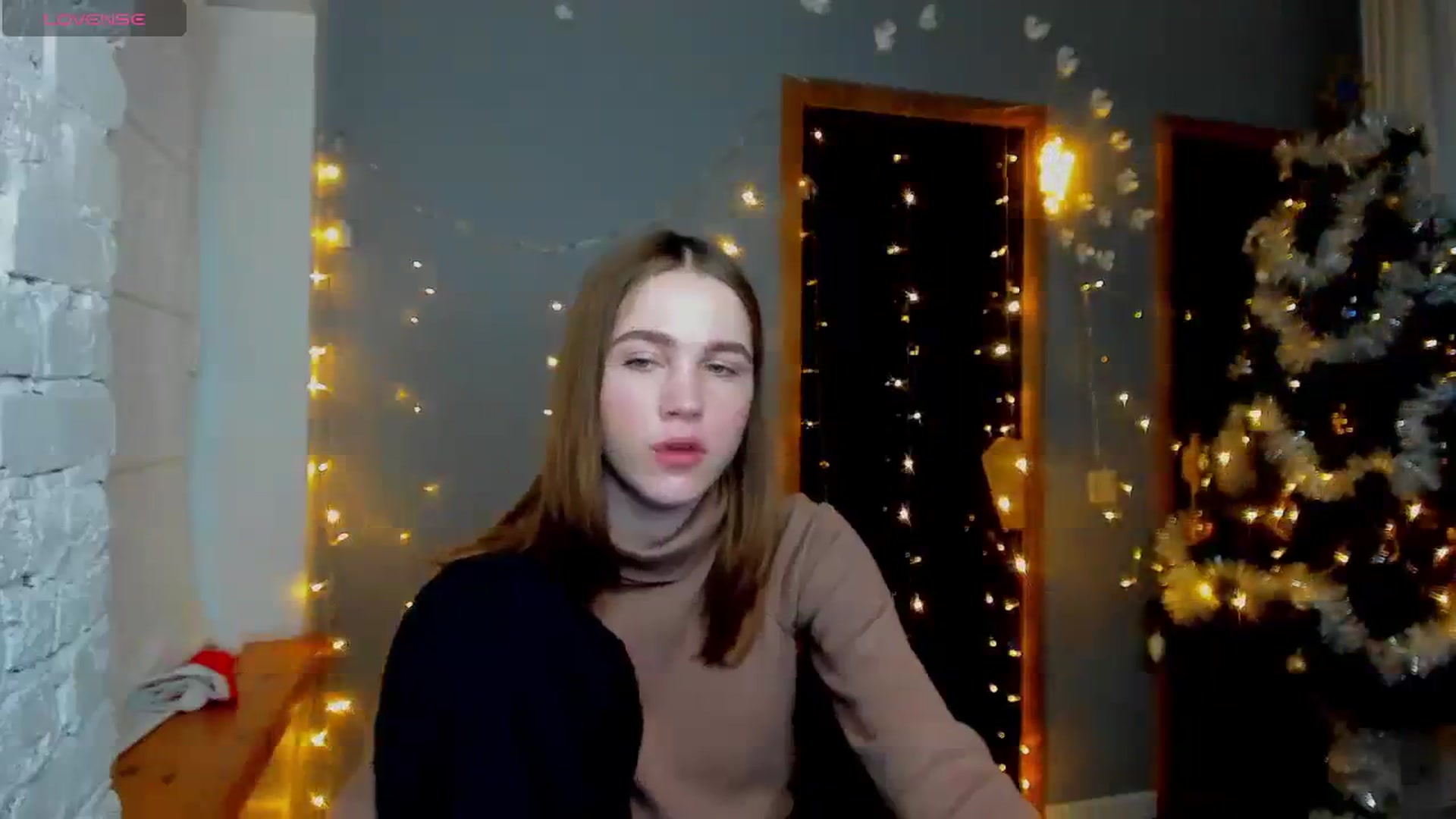 Gallery image thumbnail from Kate_Lewis's myfreecams stream on, 11/30/2023, 14:16 image 13 of 20