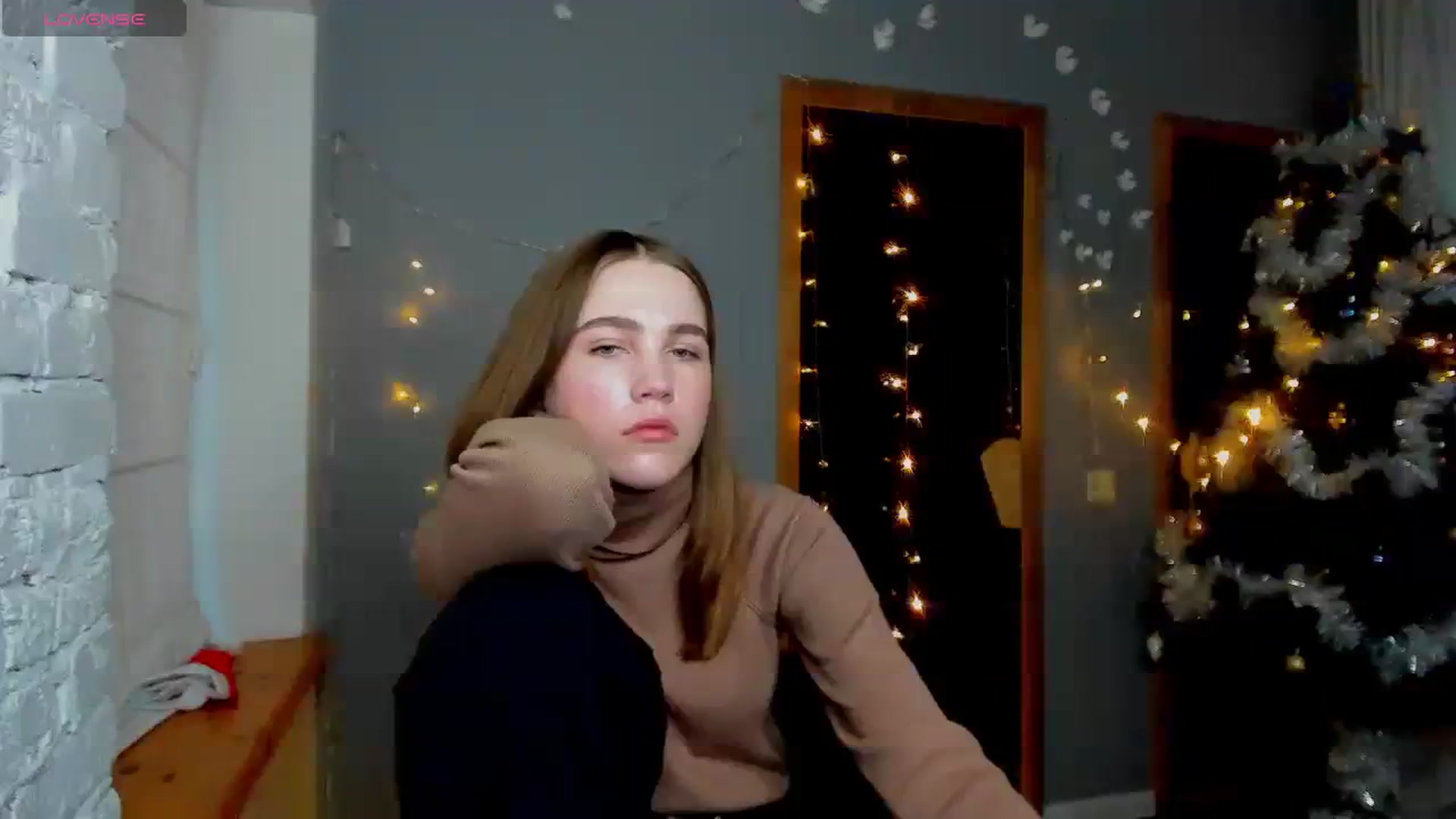 Gallery image thumbnail from Kate_Lewis's myfreecams stream on, 11/30/2023, 14:16 image 12 of 20