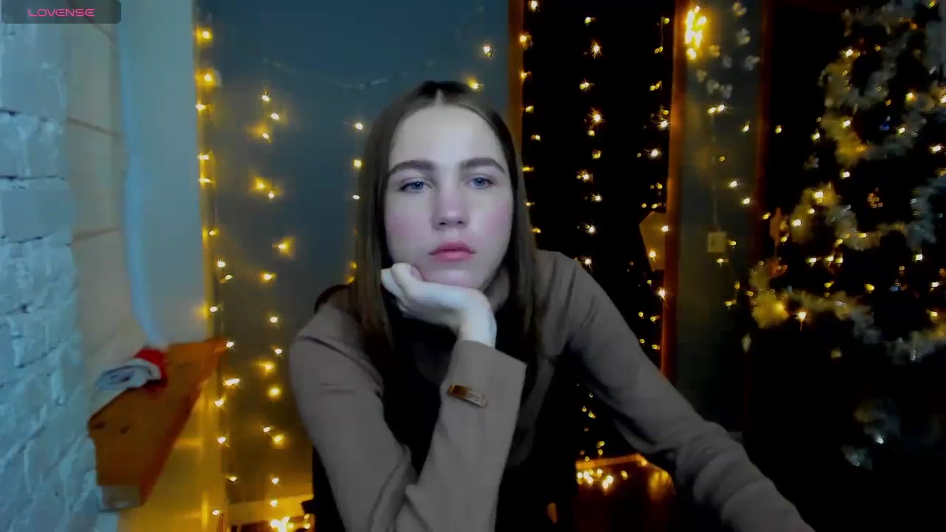 Gallery image thumbnail from Kate_Lewis's myfreecams stream on, 11/30/2023, 14:16 image 10 of 20