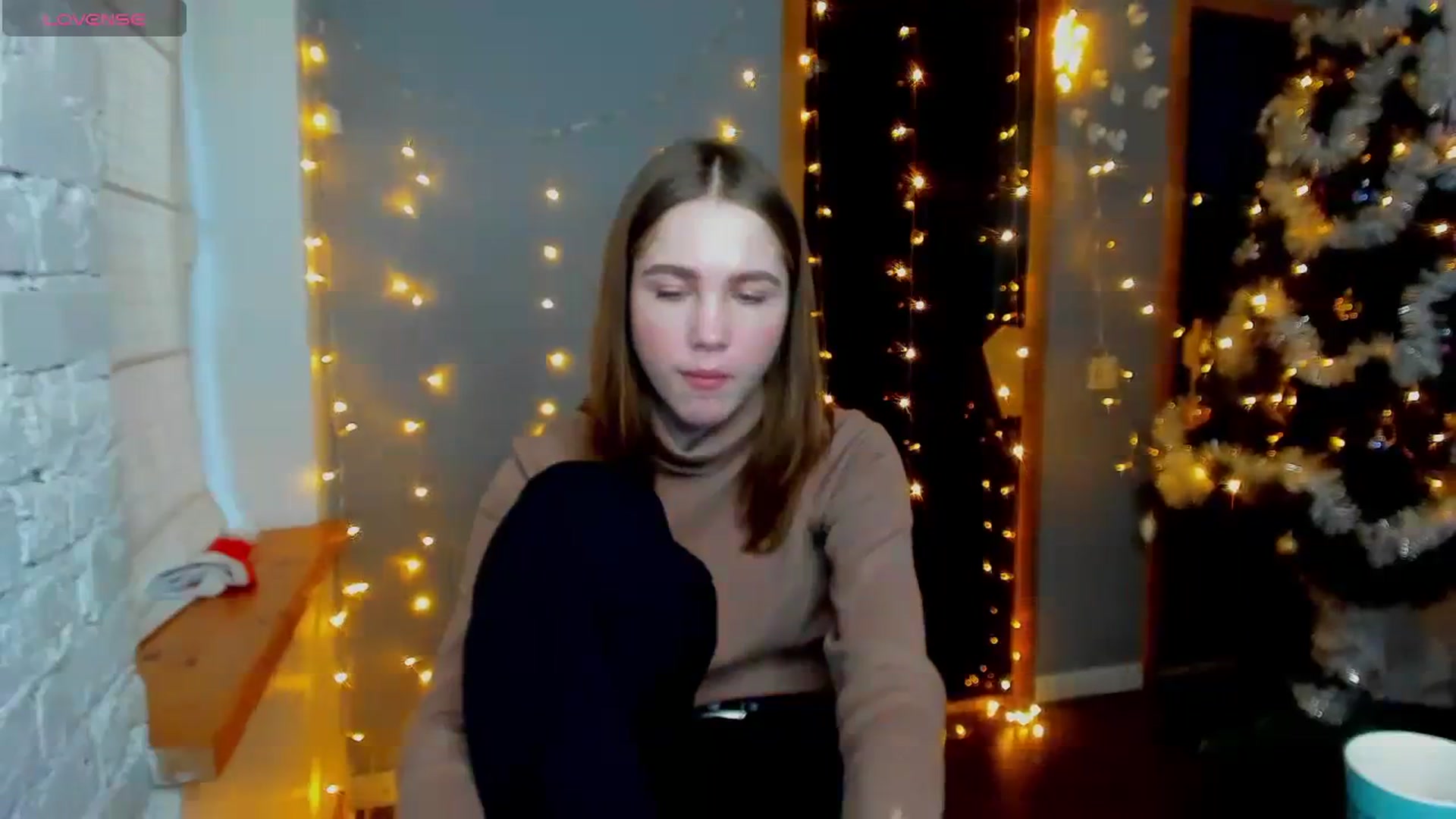 Gallery image thumbnail from Kate_Lewis's myfreecams stream on, 11/30/2023, 14:16 image 3 of 20