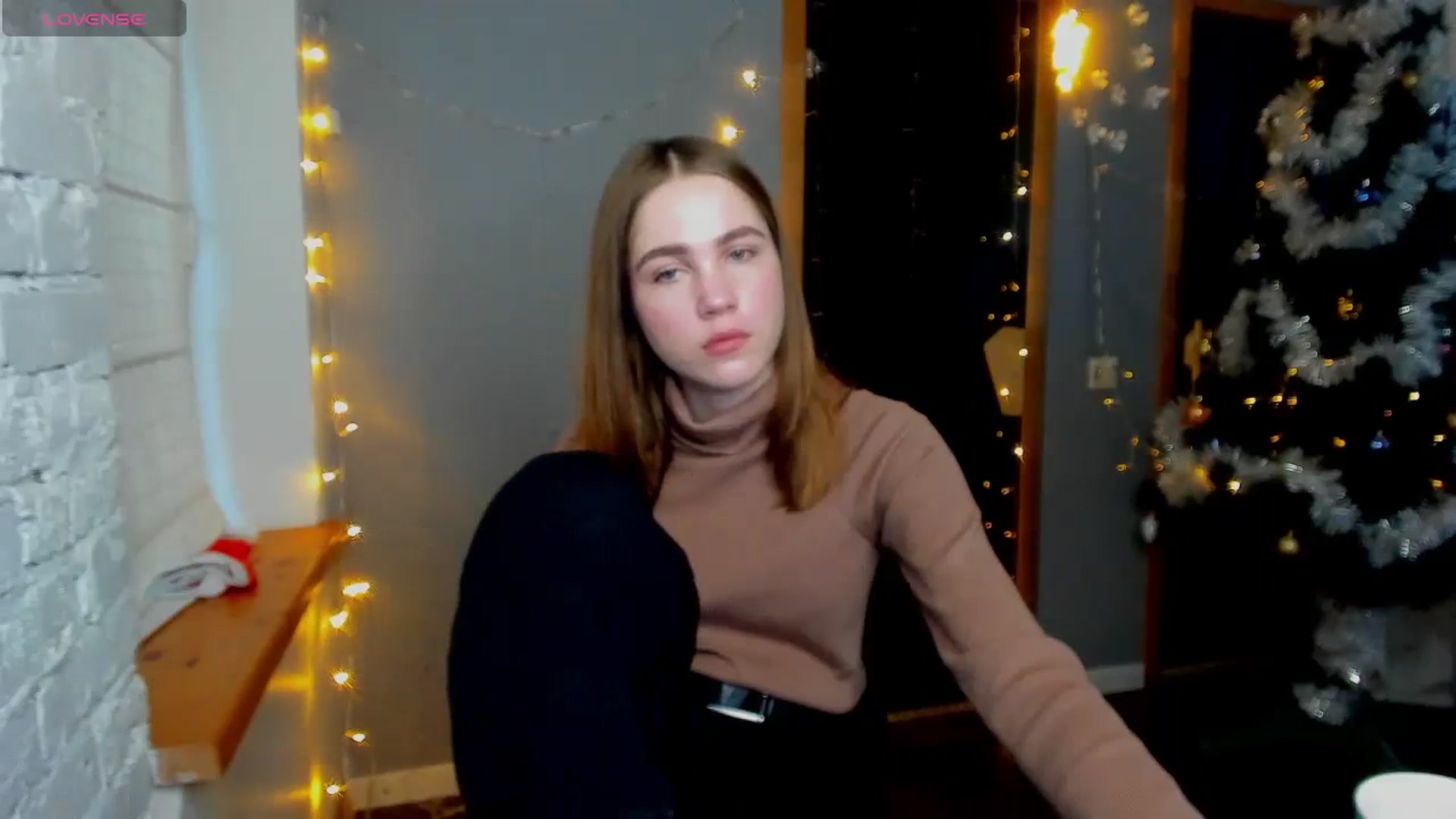 Gallery image thumbnail from Kate_Lewis's myfreecams stream on, 11/30/2023, 14:16 image 7 of 20