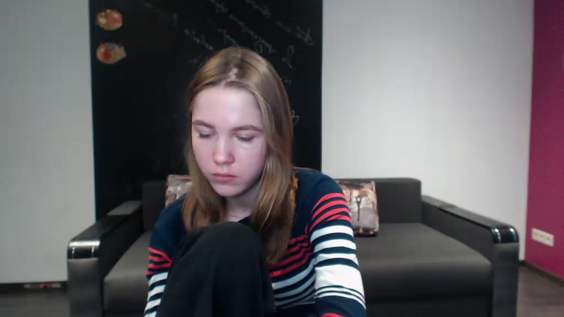 Gallery image thumbnail from Kate_Lewis's myfreecams stream on, 12/01/2023, 10:54 image 2 of 20