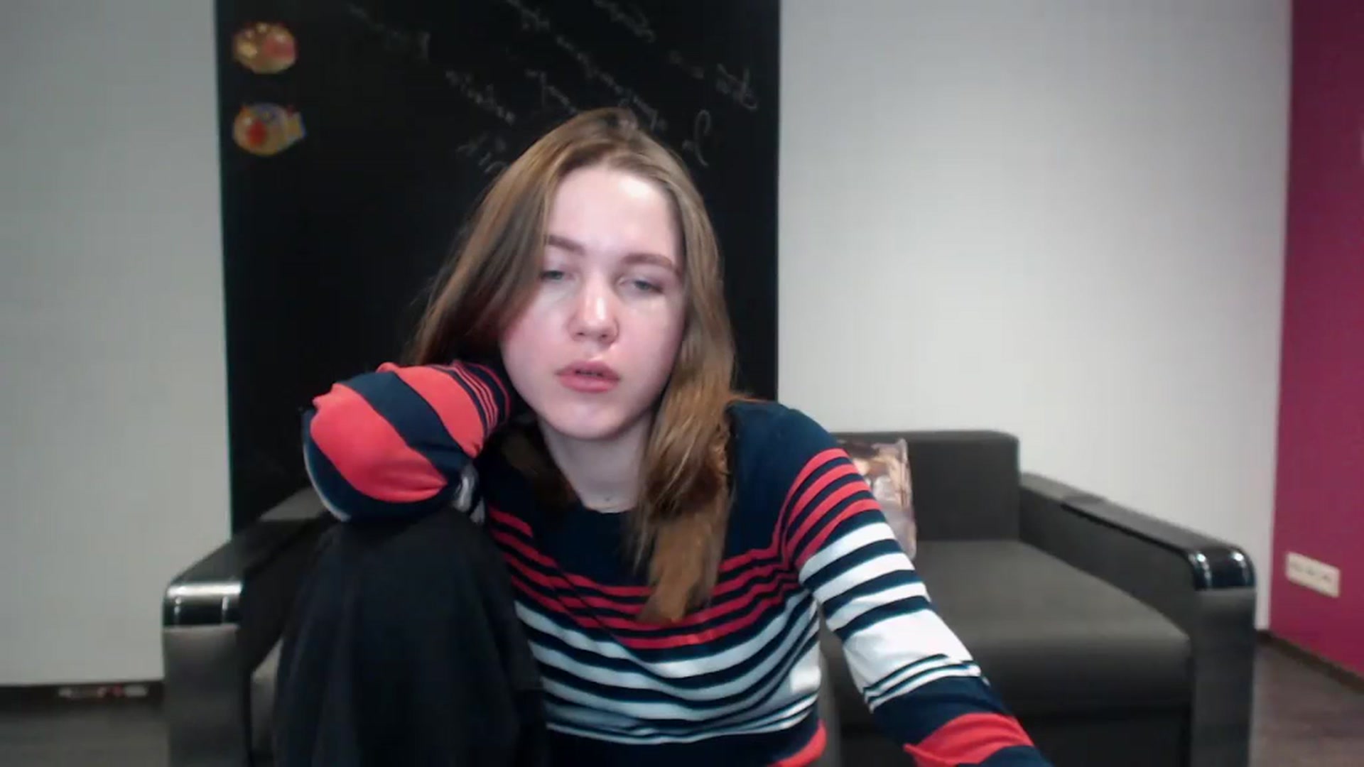 Gallery image thumbnail from Kate_Lewis's myfreecams stream on, 12/01/2023, 10:54 image 1 of 20