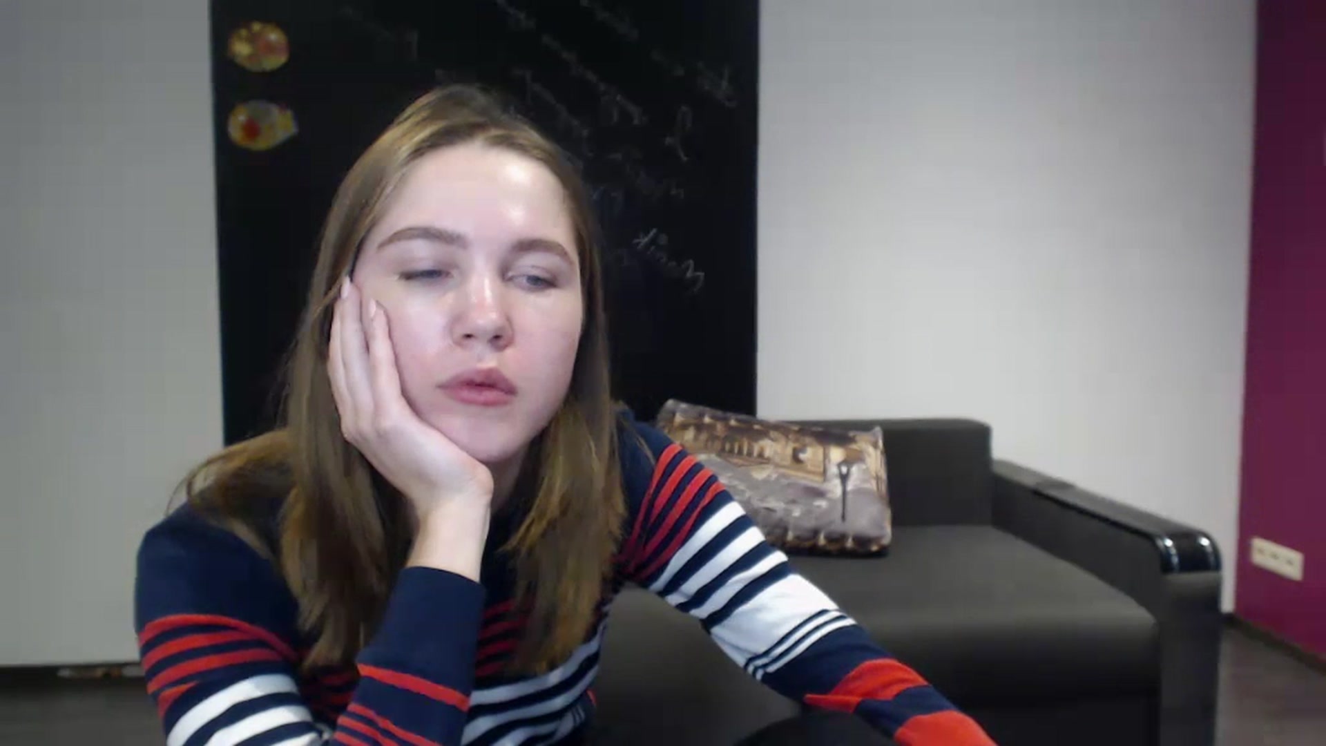 Gallery image thumbnail from Kate_Lewis's myfreecams stream on, 12/01/2023, 10:54 image 5 of 20