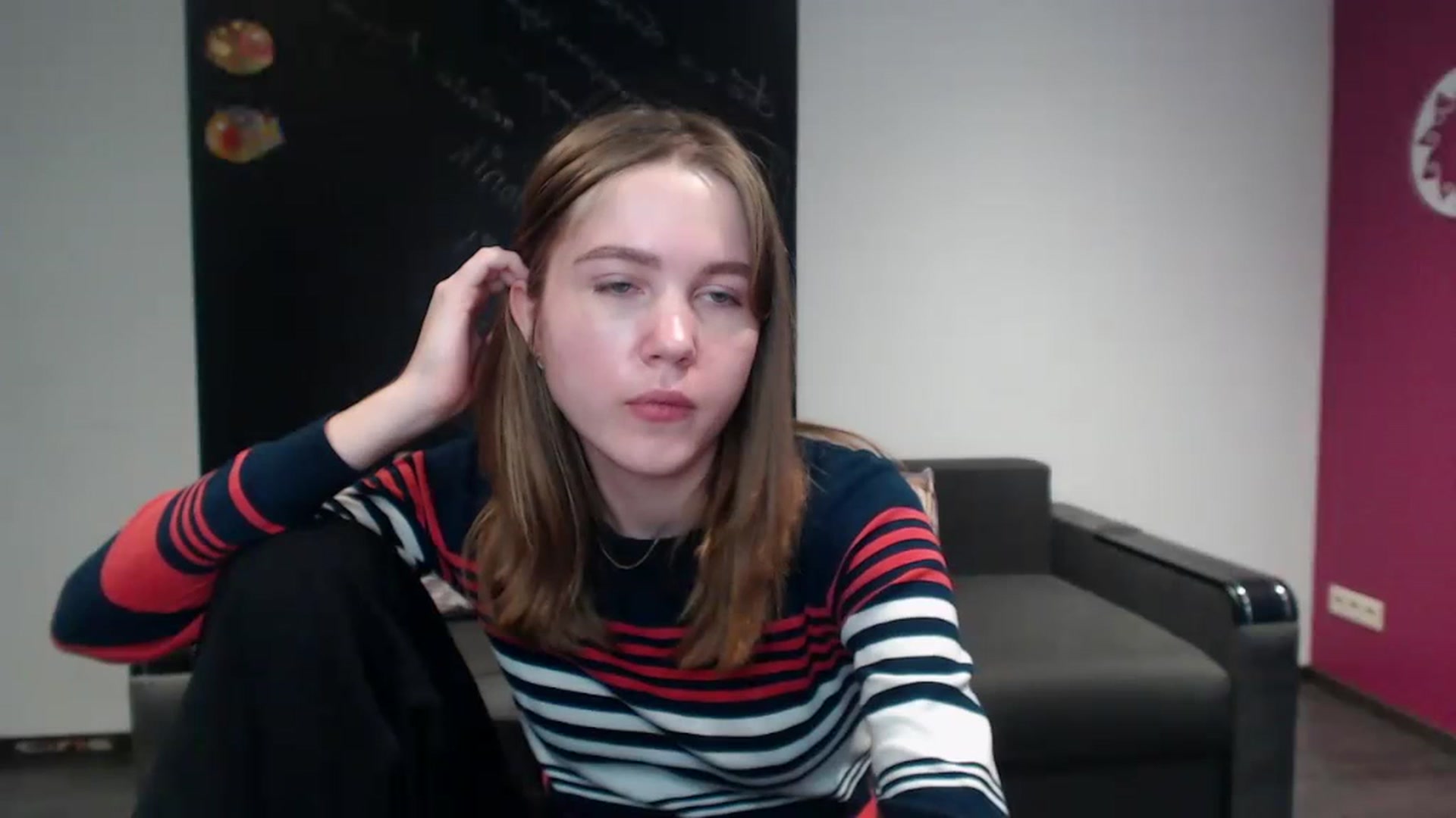 Gallery image thumbnail from Kate_Lewis's myfreecams stream on, 12/01/2023, 12:05 image 1 of 20