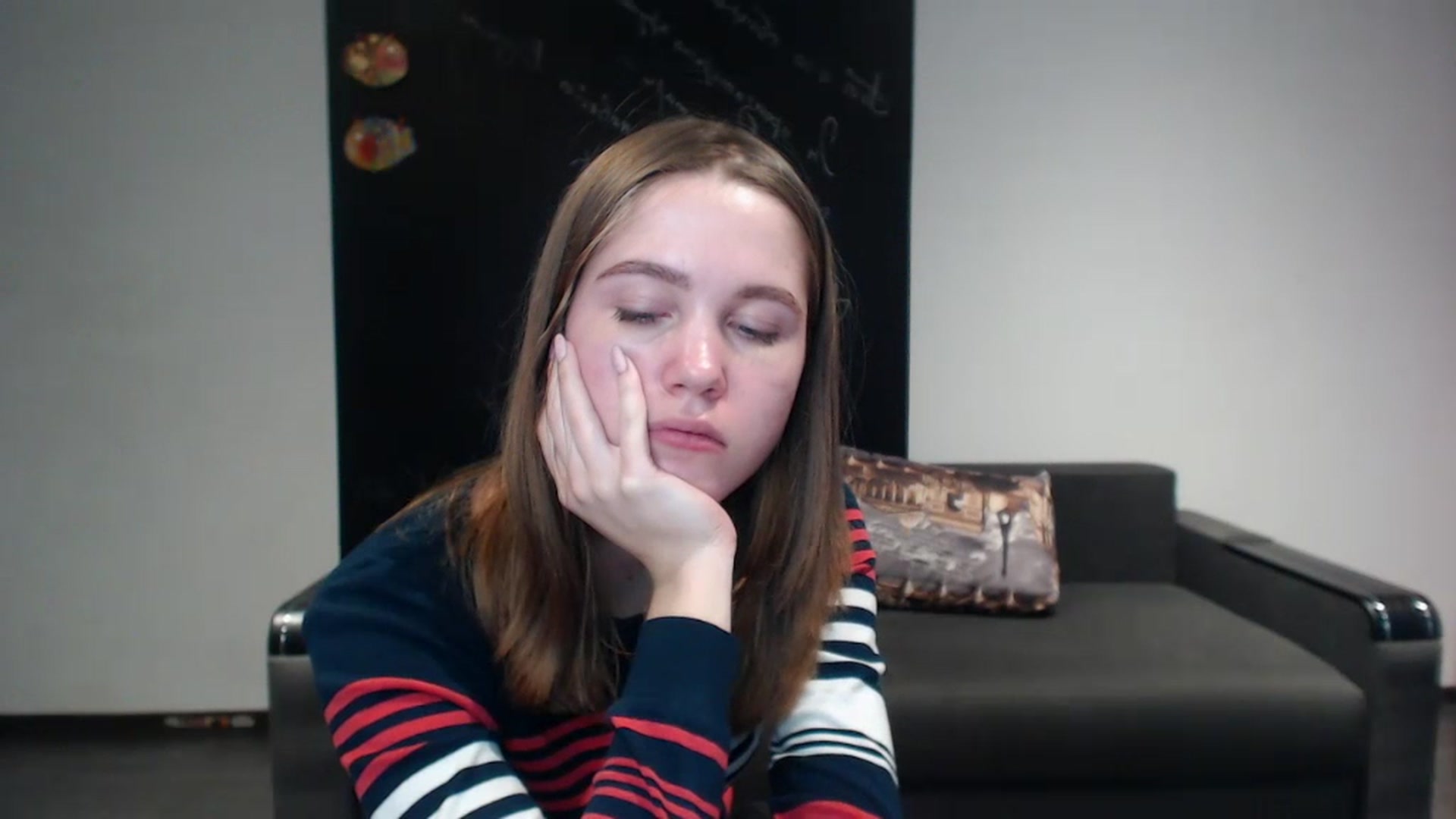 Gallery image thumbnail from Kate_Lewis's myfreecams stream on, 12/01/2023, 12:05 image 11 of 20