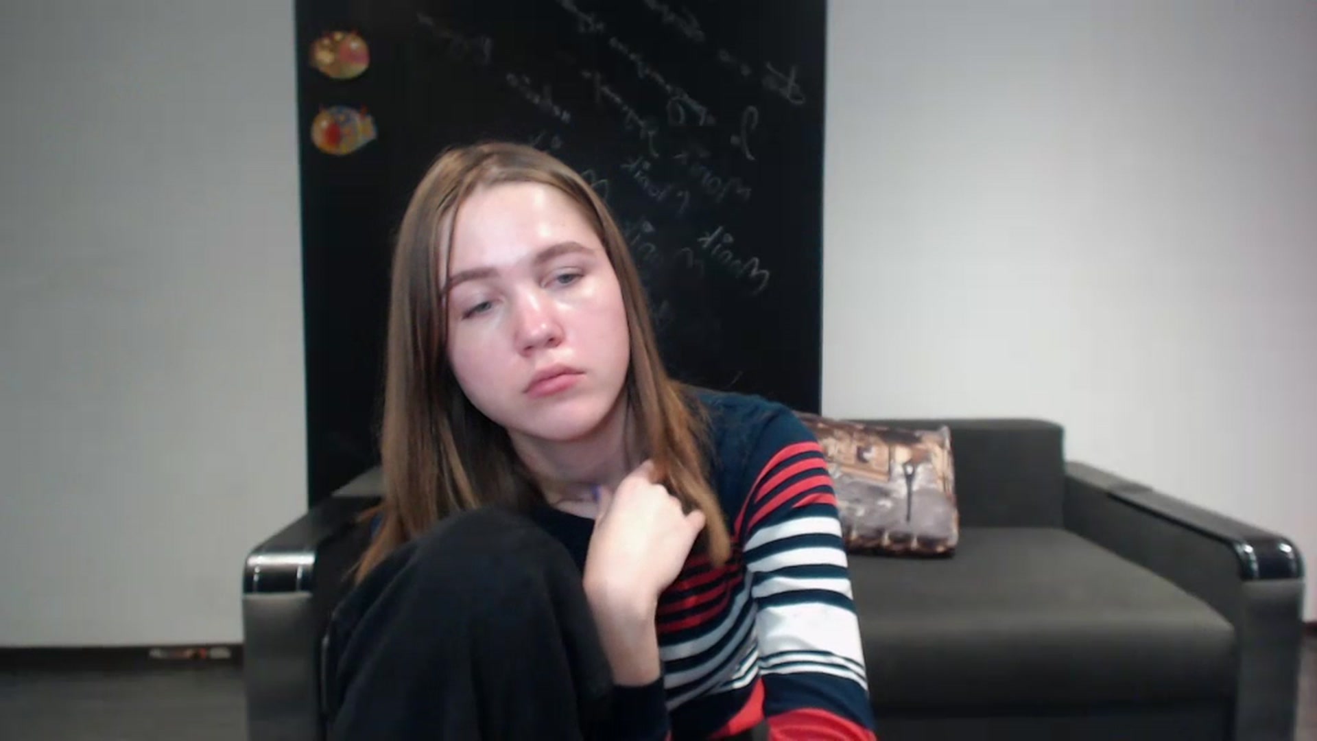 Gallery image thumbnail from Kate_Lewis's myfreecams stream on, 12/01/2023, 12:05 image 15 of 20